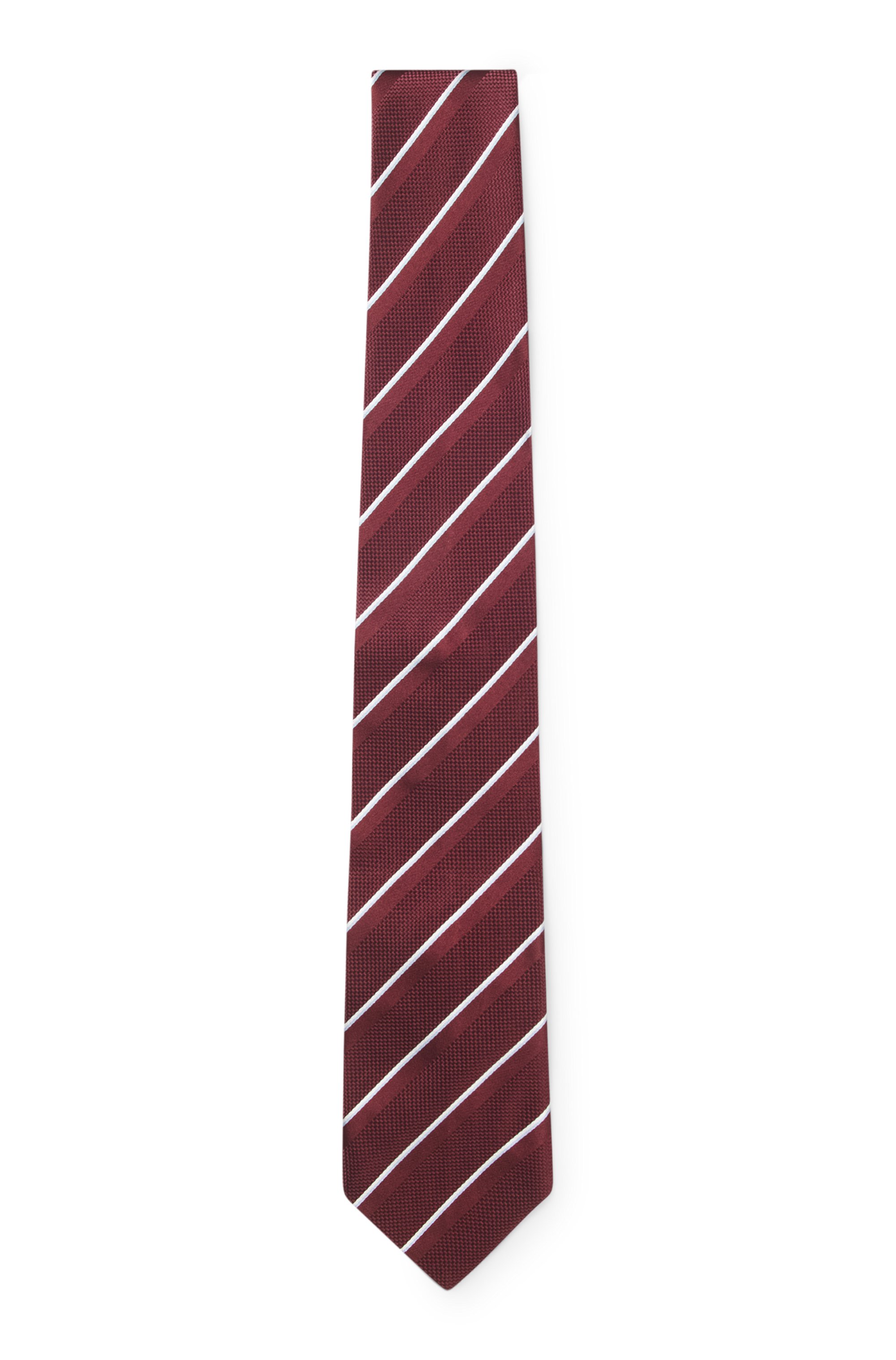 Silk tie with diagonal stripes
