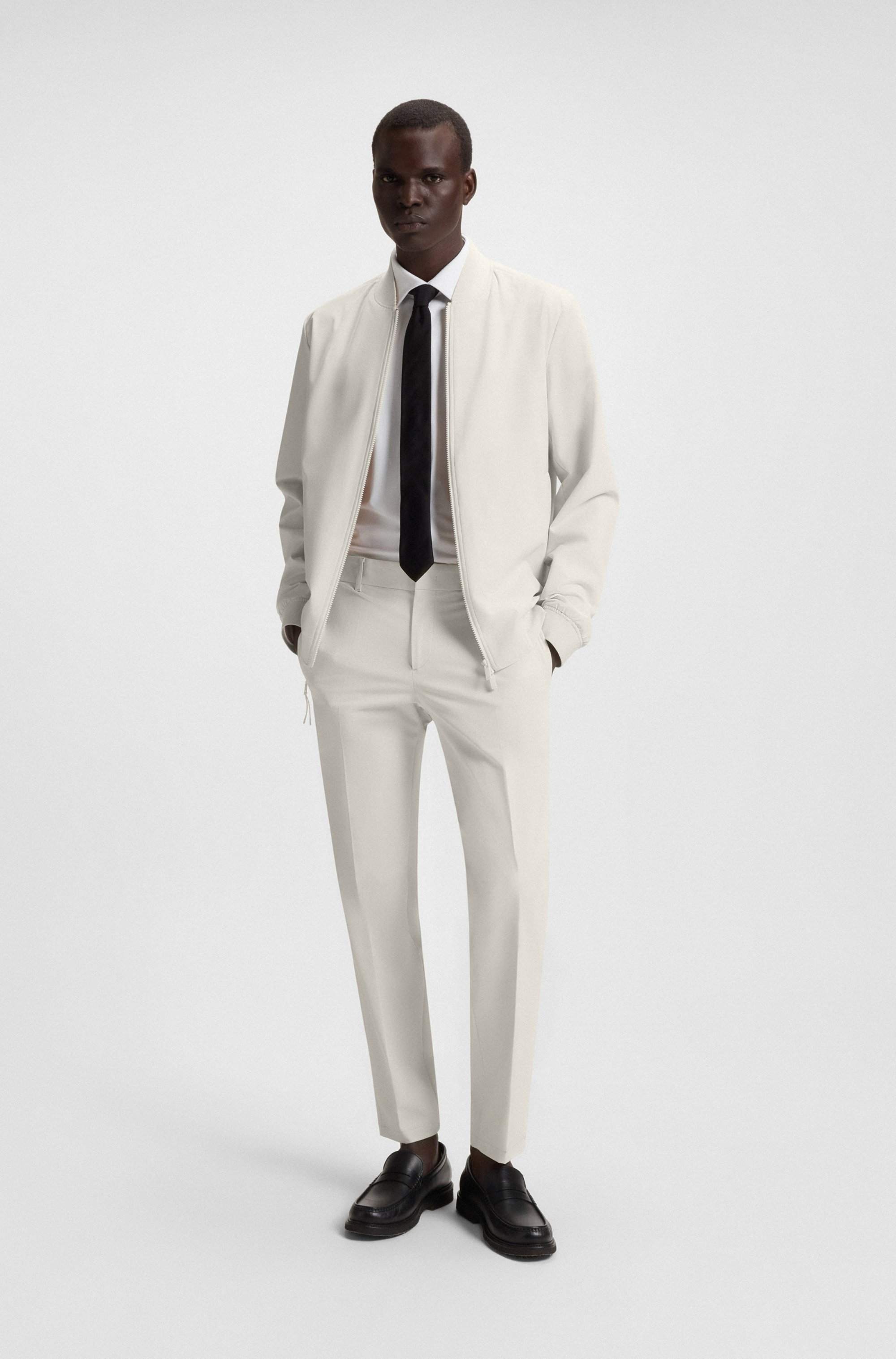 Water-repellent jacket in performance-stretch fabric