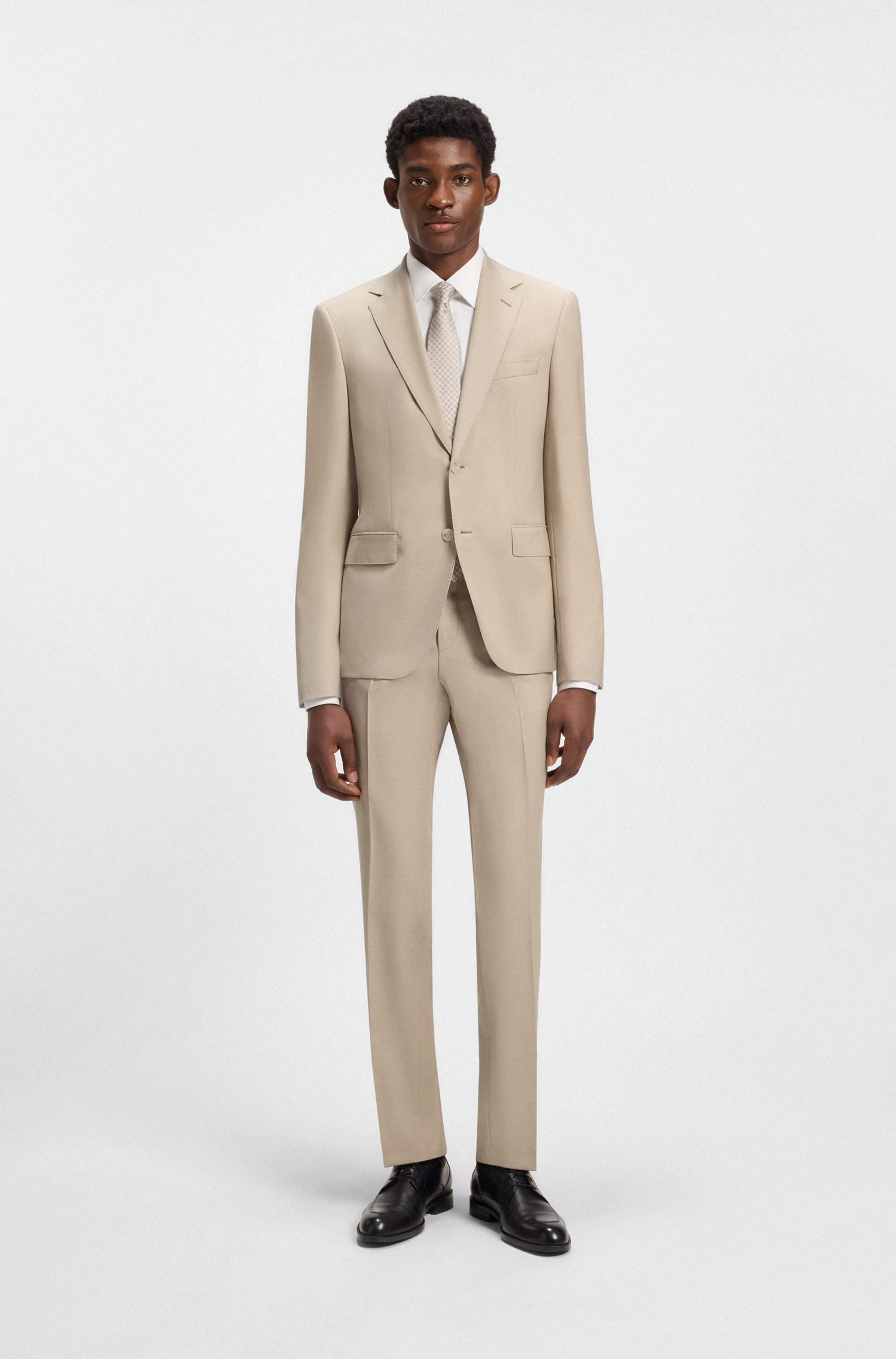 Regular-fit suit in micro-patterned virgin wool