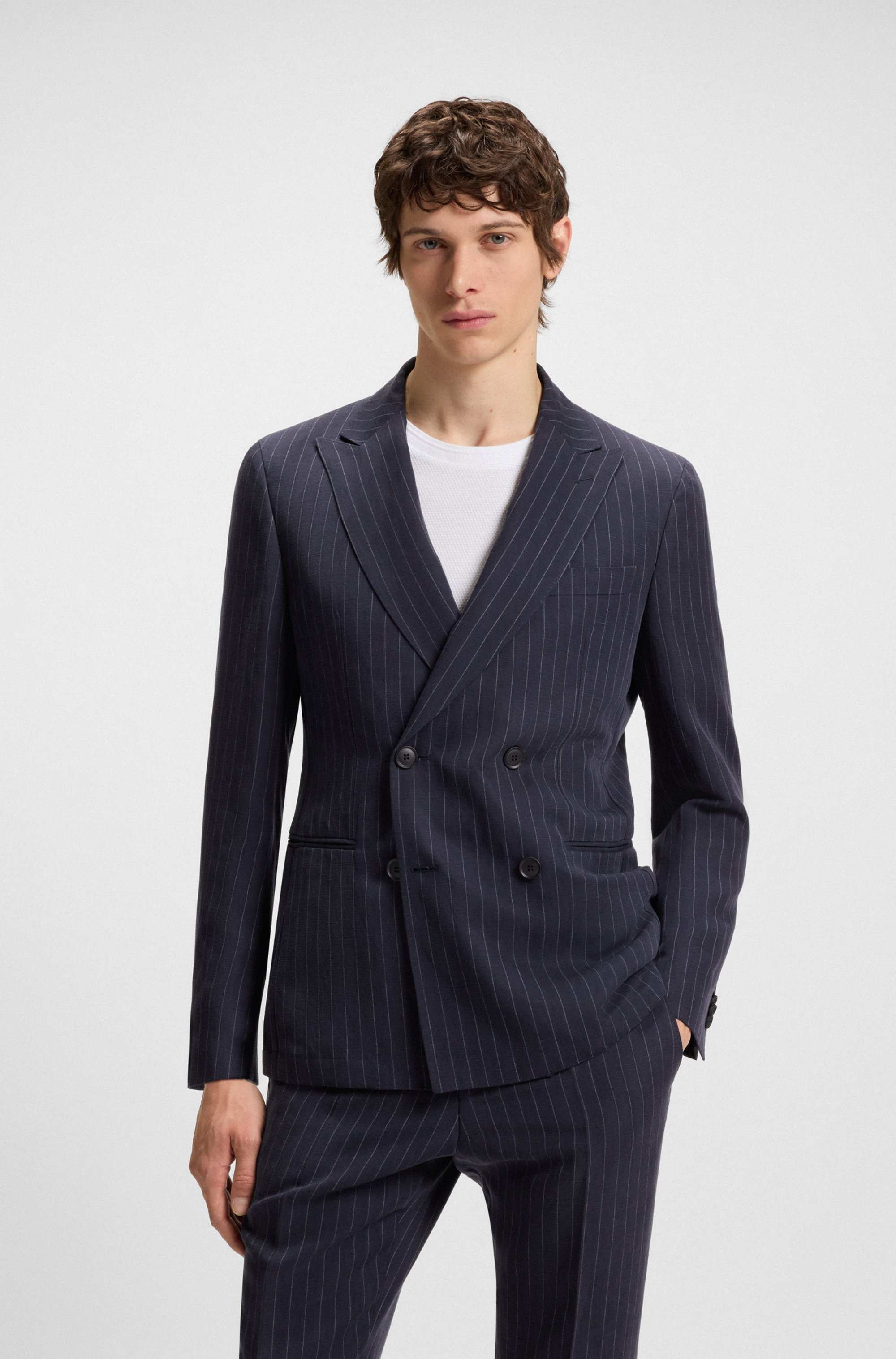Slim-fit suit with vertical stripe