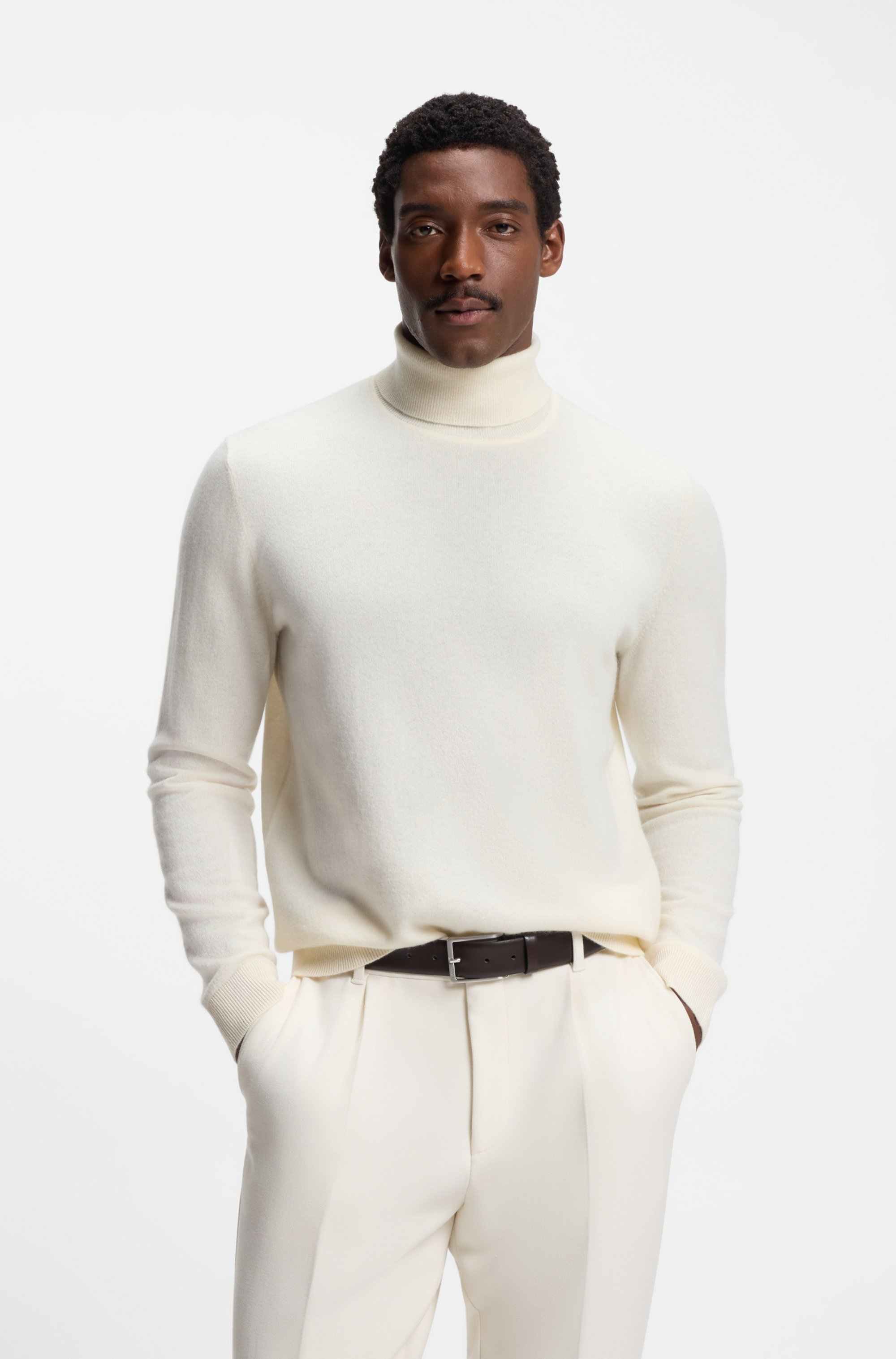 Rollneck sweater in cashmere