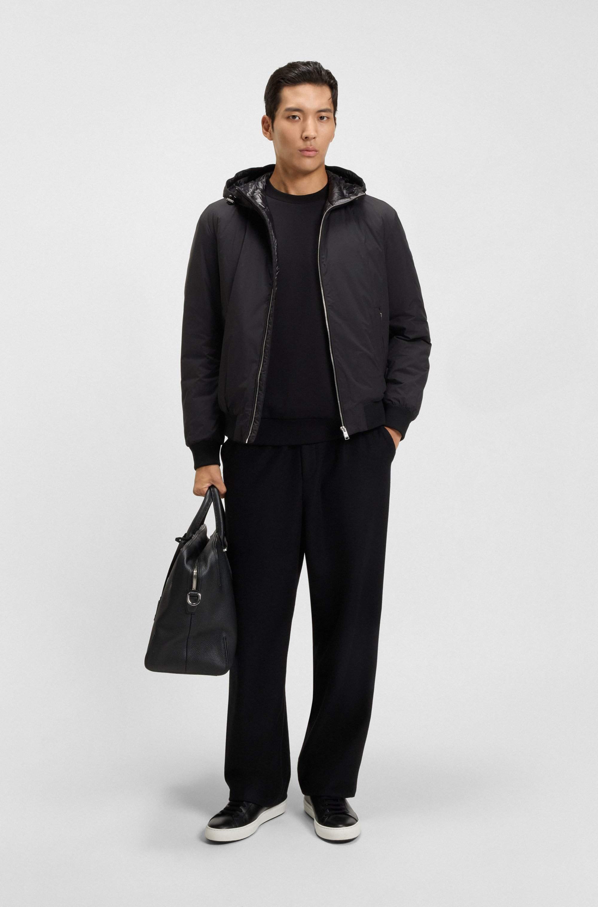 Water-repellent jacket with down filling