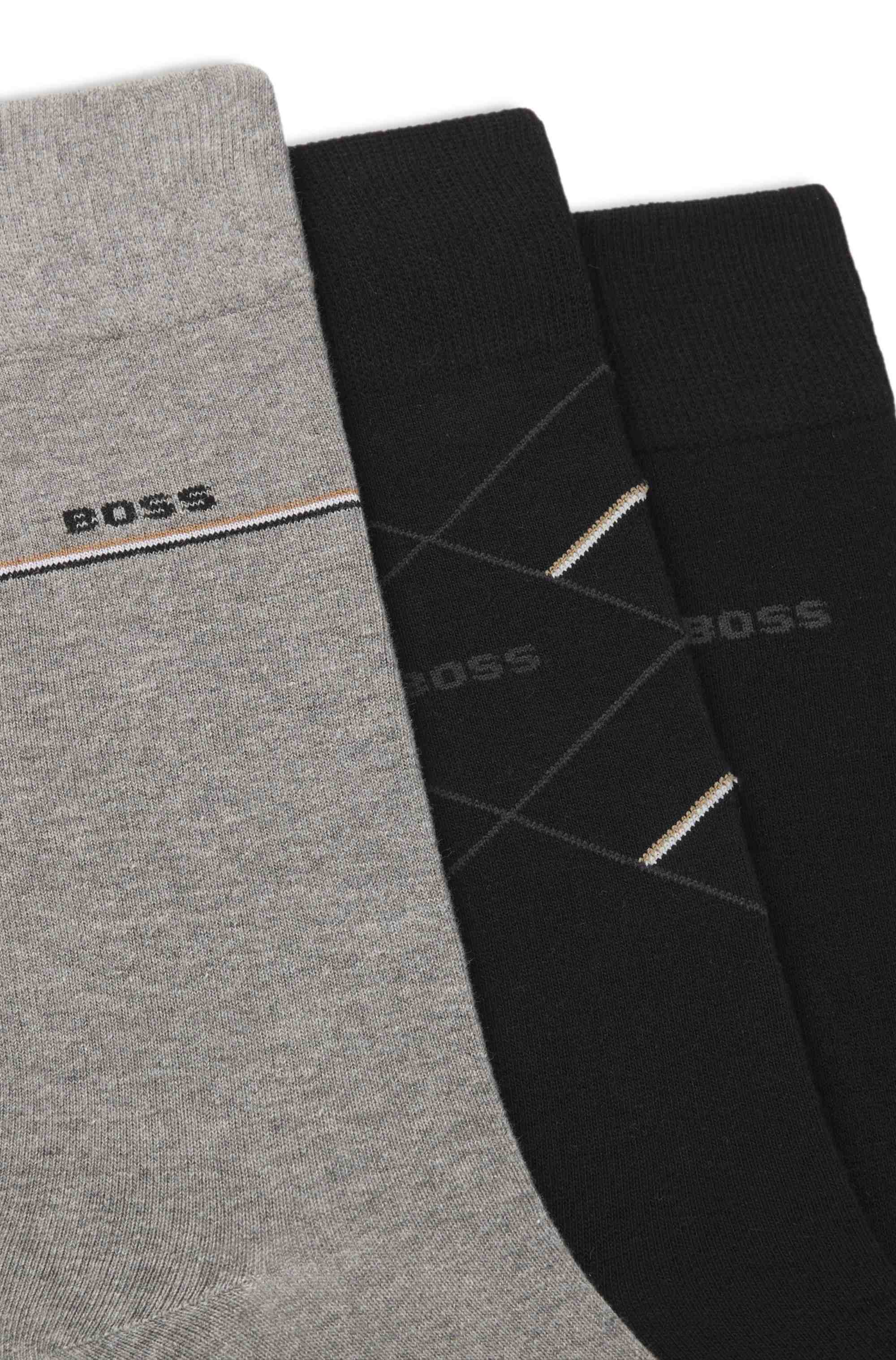 Three-pack of regular-length socks with logos