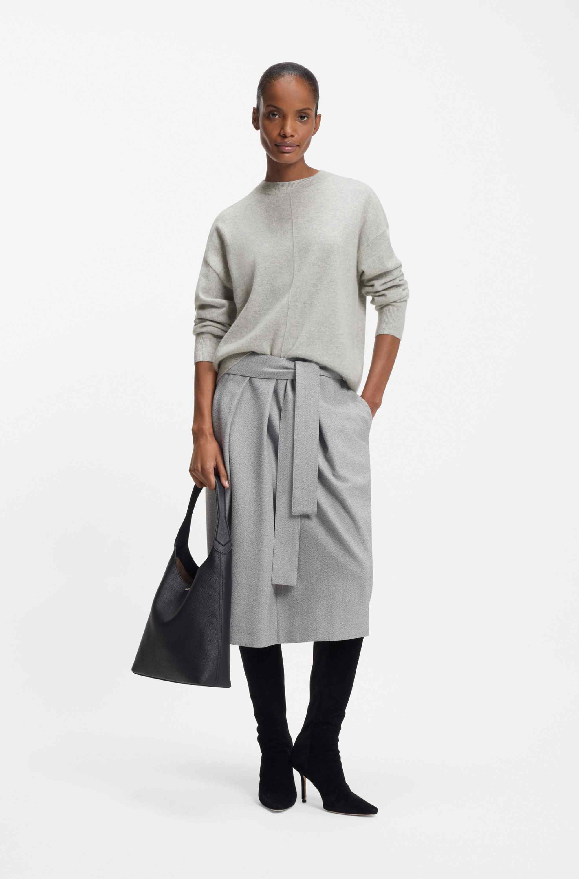Relaxed-fit sweater in 100% cashmere