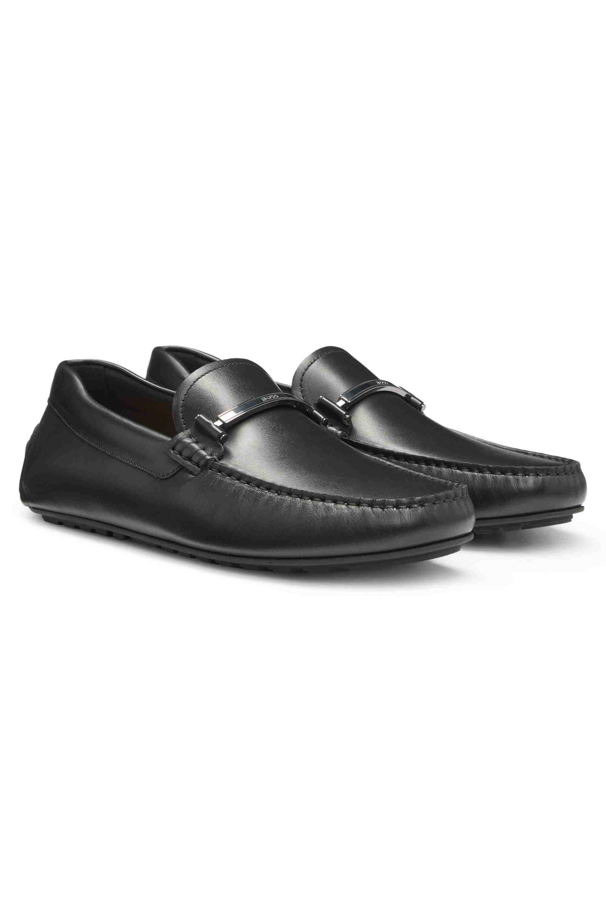 Nappa-leather driver shoes with branded hardware