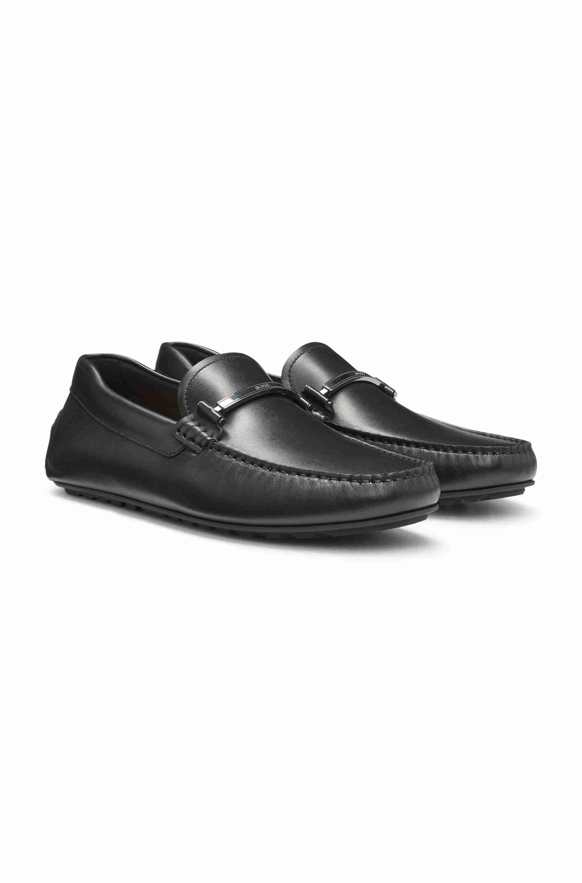 Nappa-leather driver shoes with branded hardware