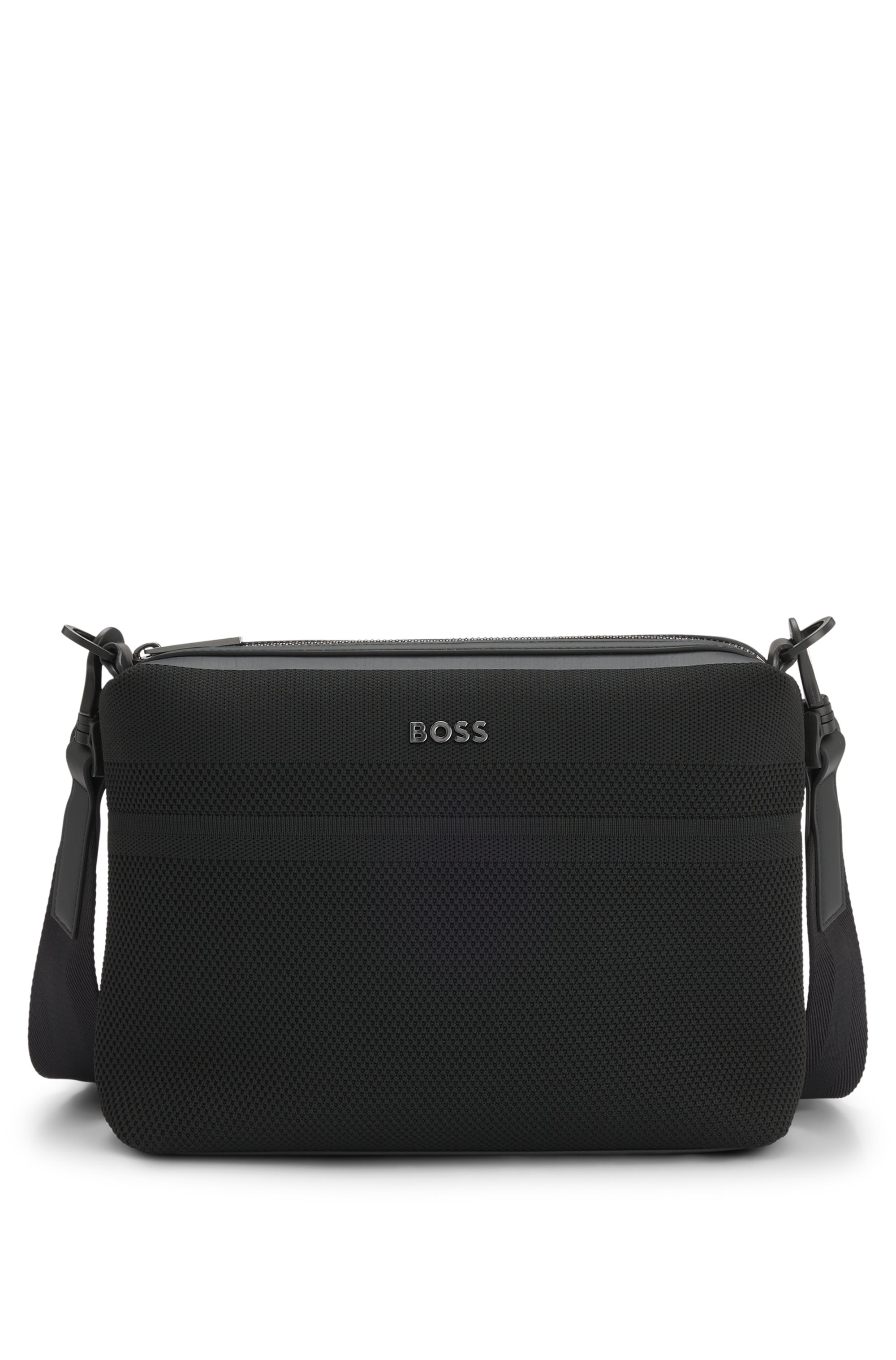 Crossbody bag with knitted structure