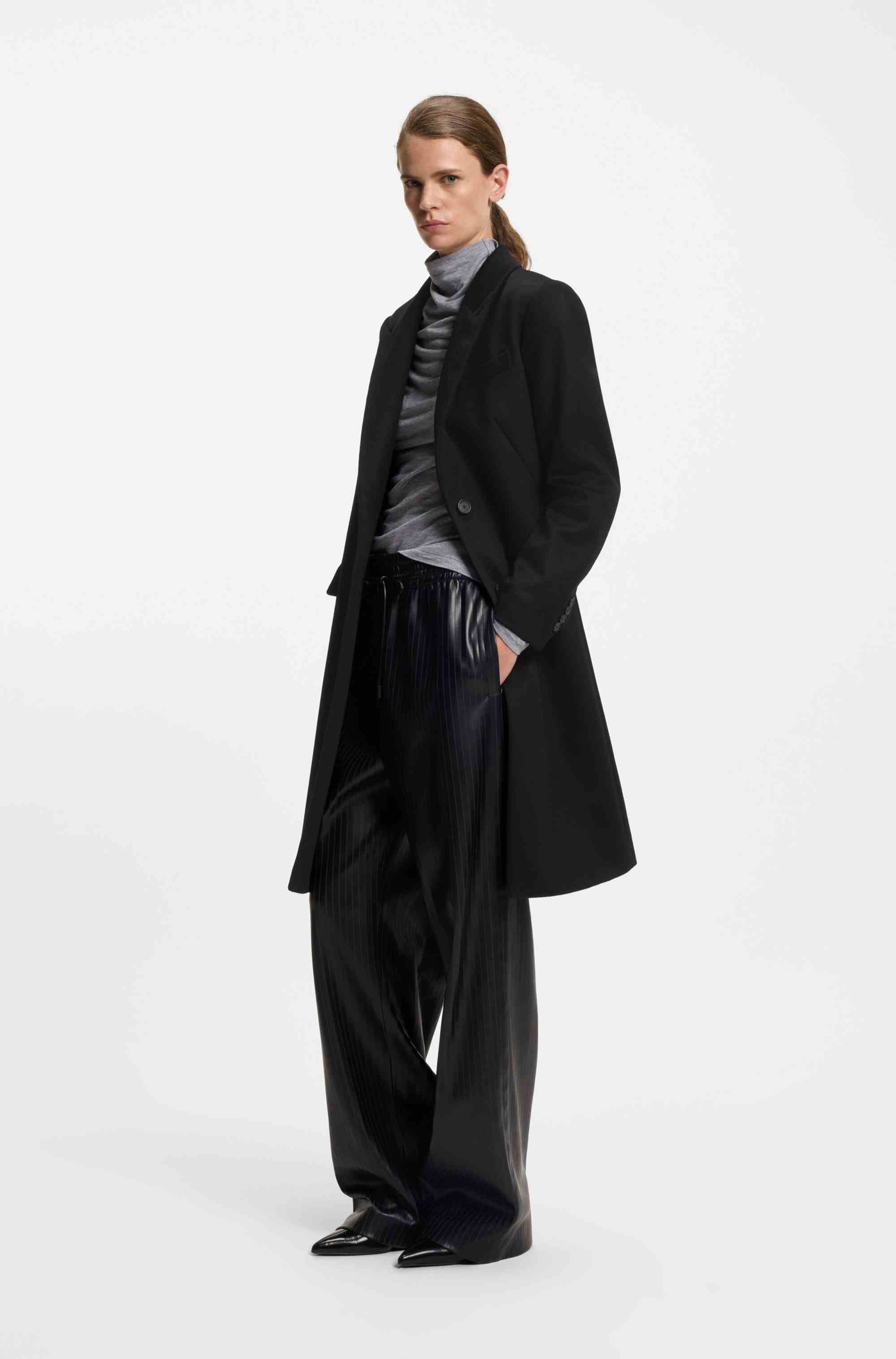Regular-fit coat in wool with peak lapels