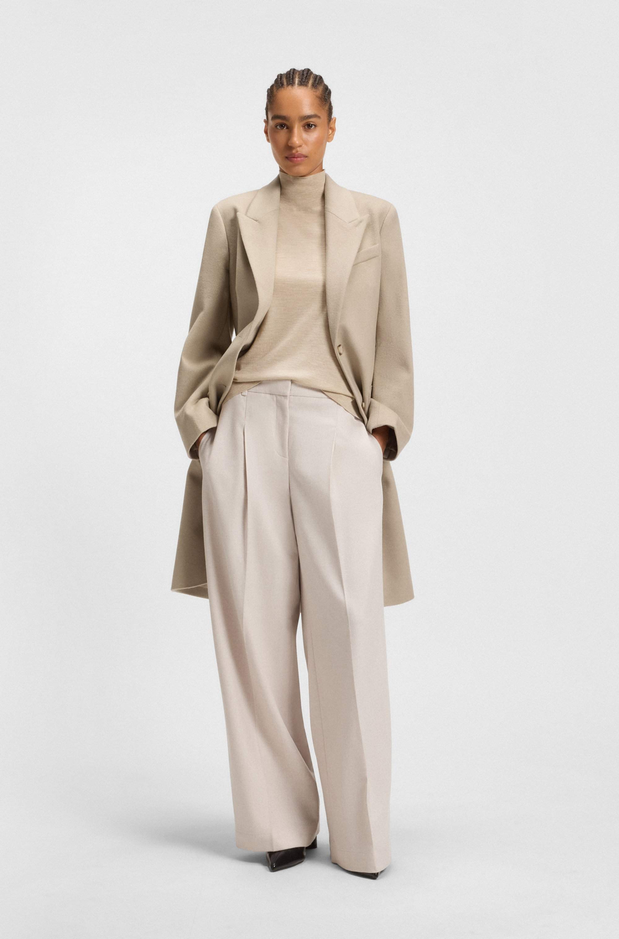 Regular-fit coat in wool with peak lapels