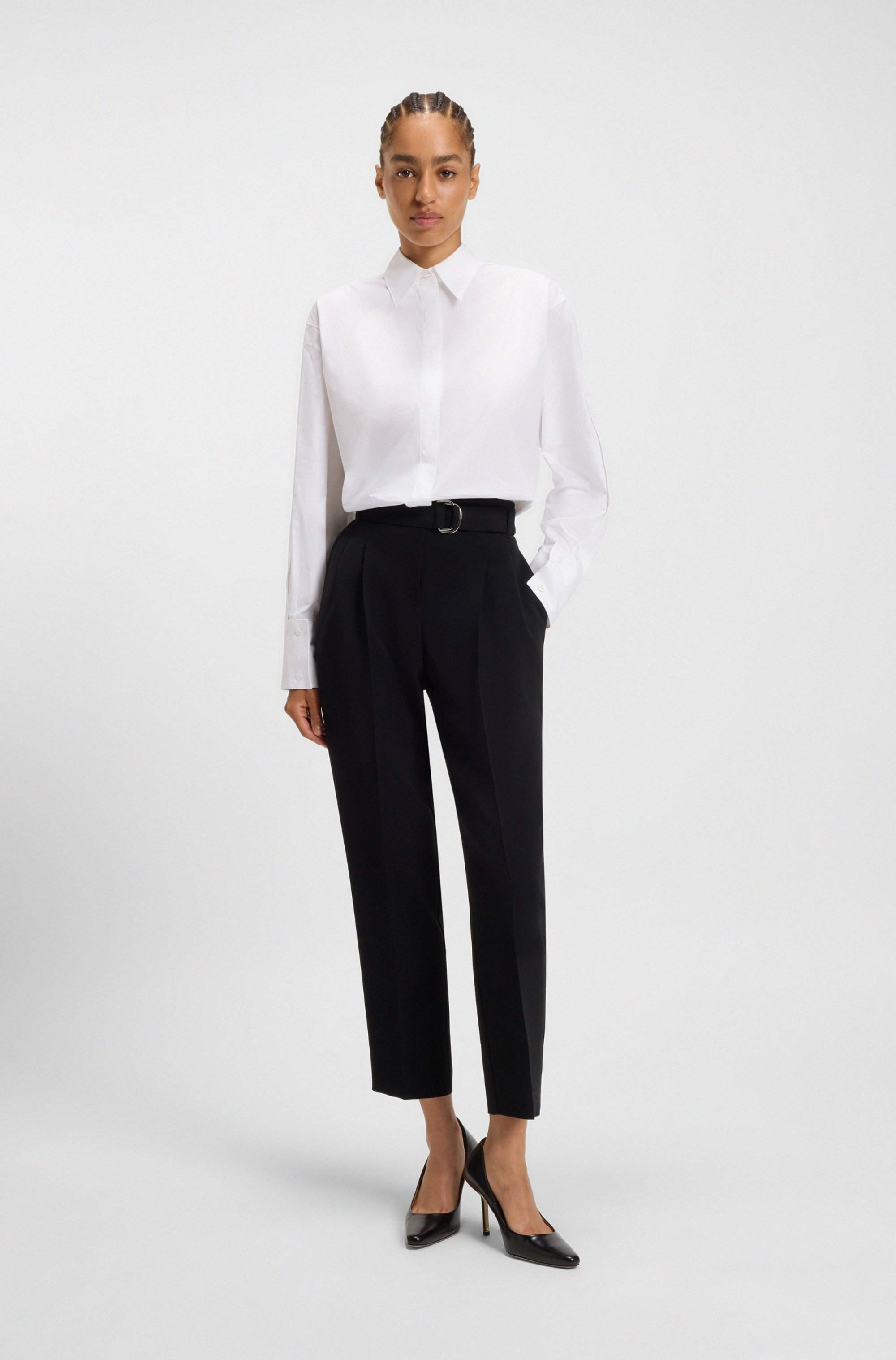 Relaxed-fit blouse in cotton with half-buttoned sleeves