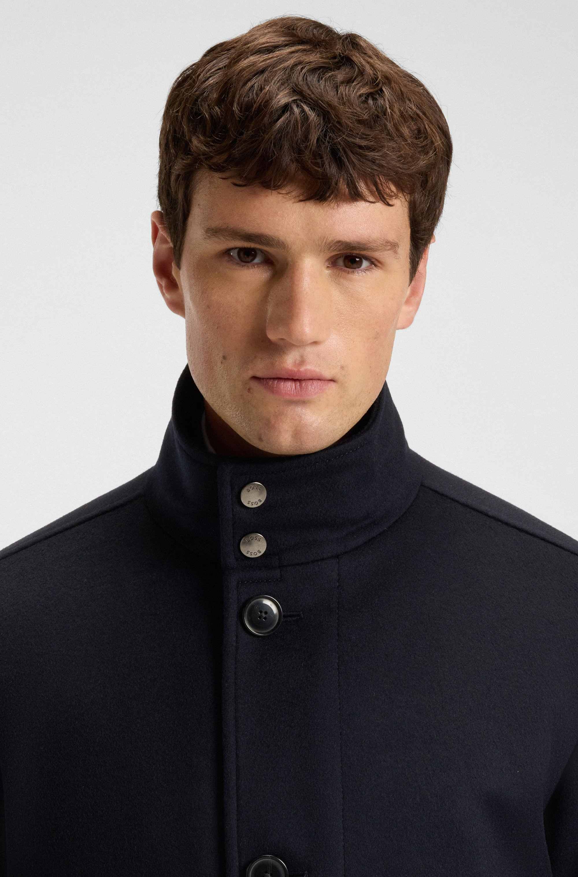 Relaxed-fit short coat in wool and cashmere