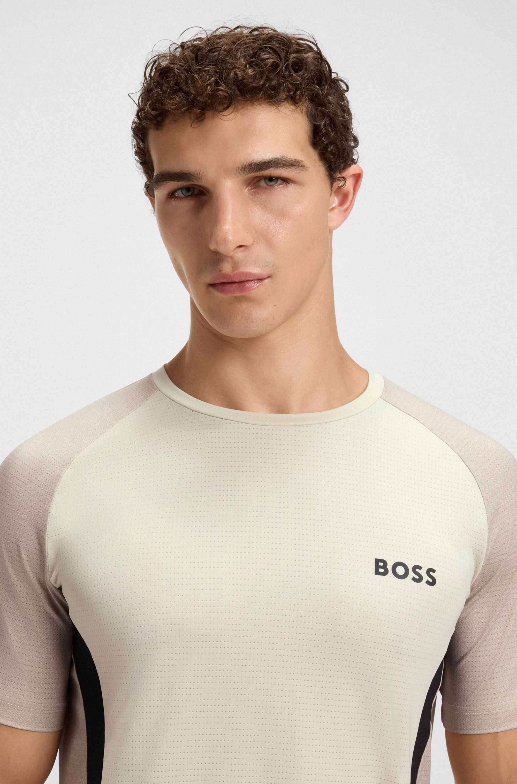 Slim-fit T-shirt in mesh jersey with contrast inserts