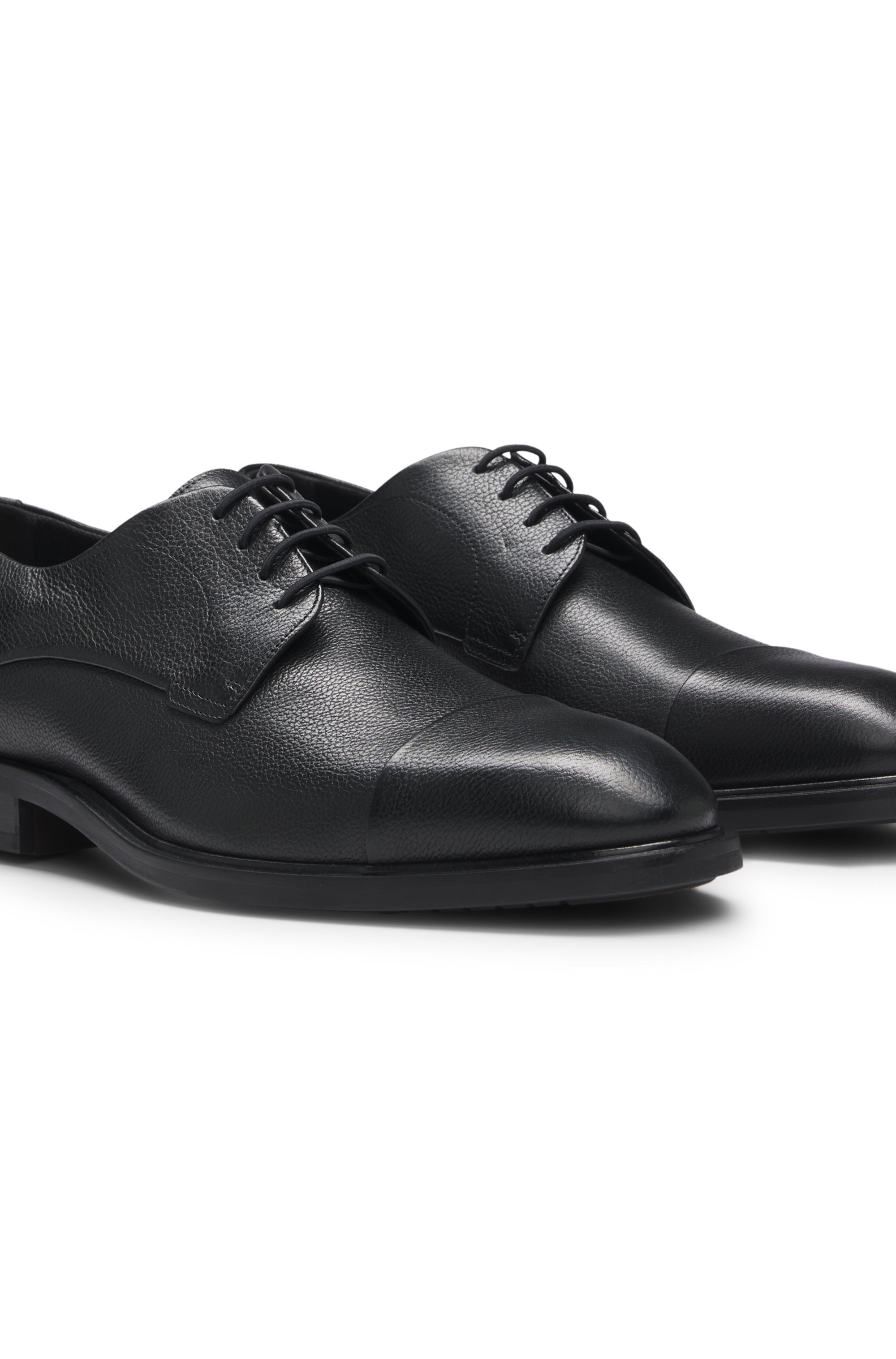 Cap-toe Derby shoes in grained leather
