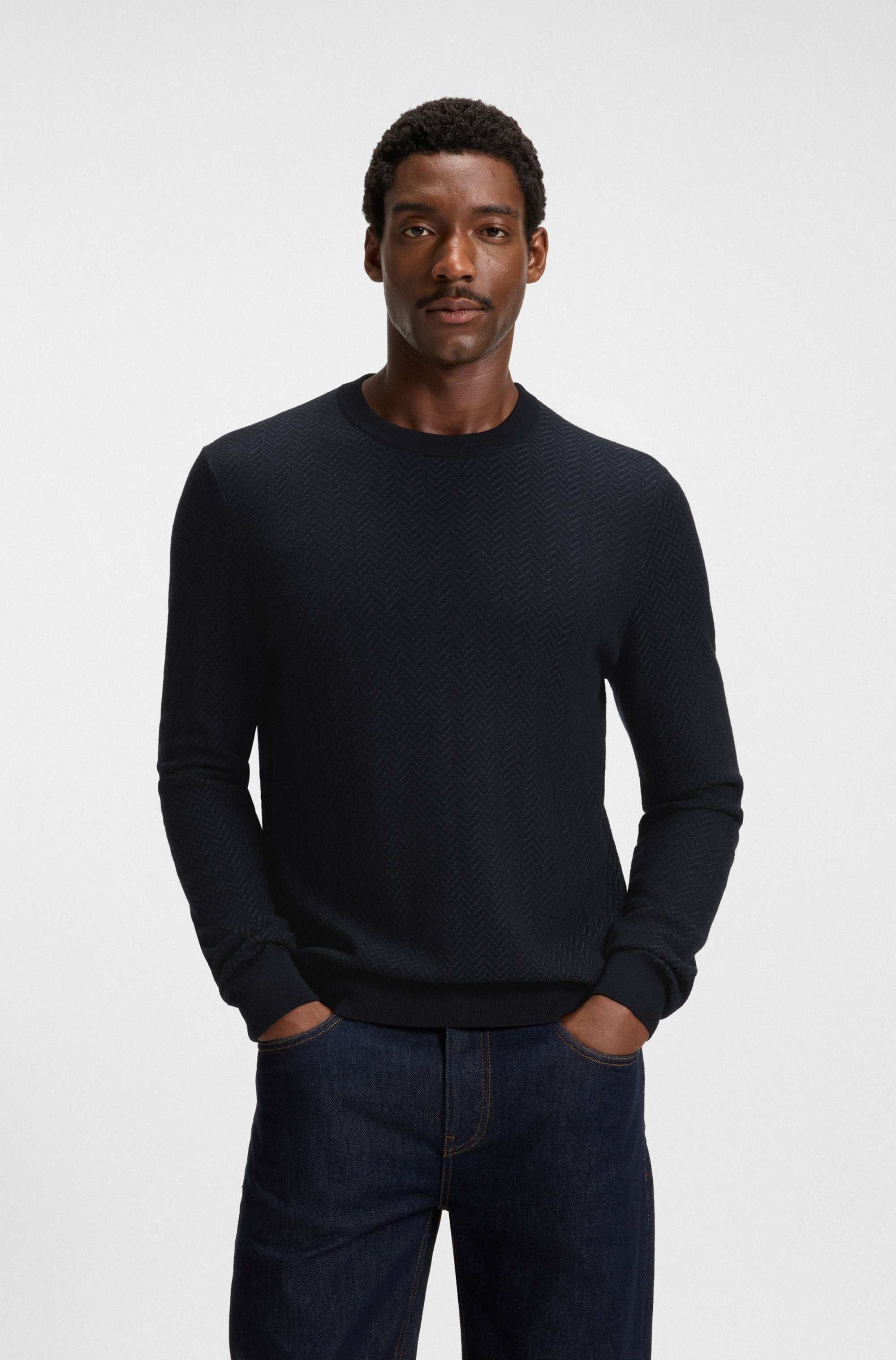 Herringbone-structured sweater in virgin wool and cotton