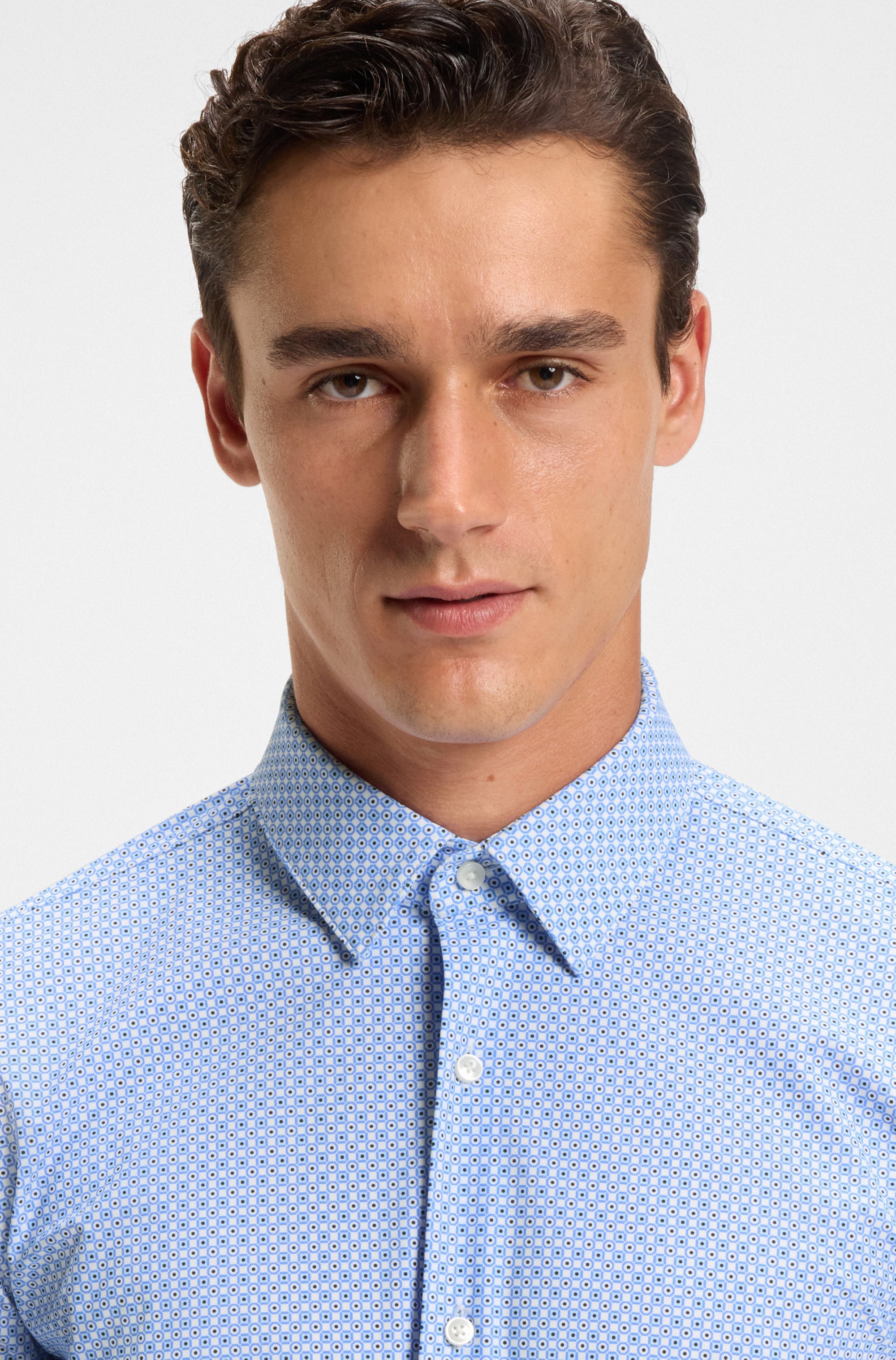 Slim-fit shirt in printed performance-stretch jersey