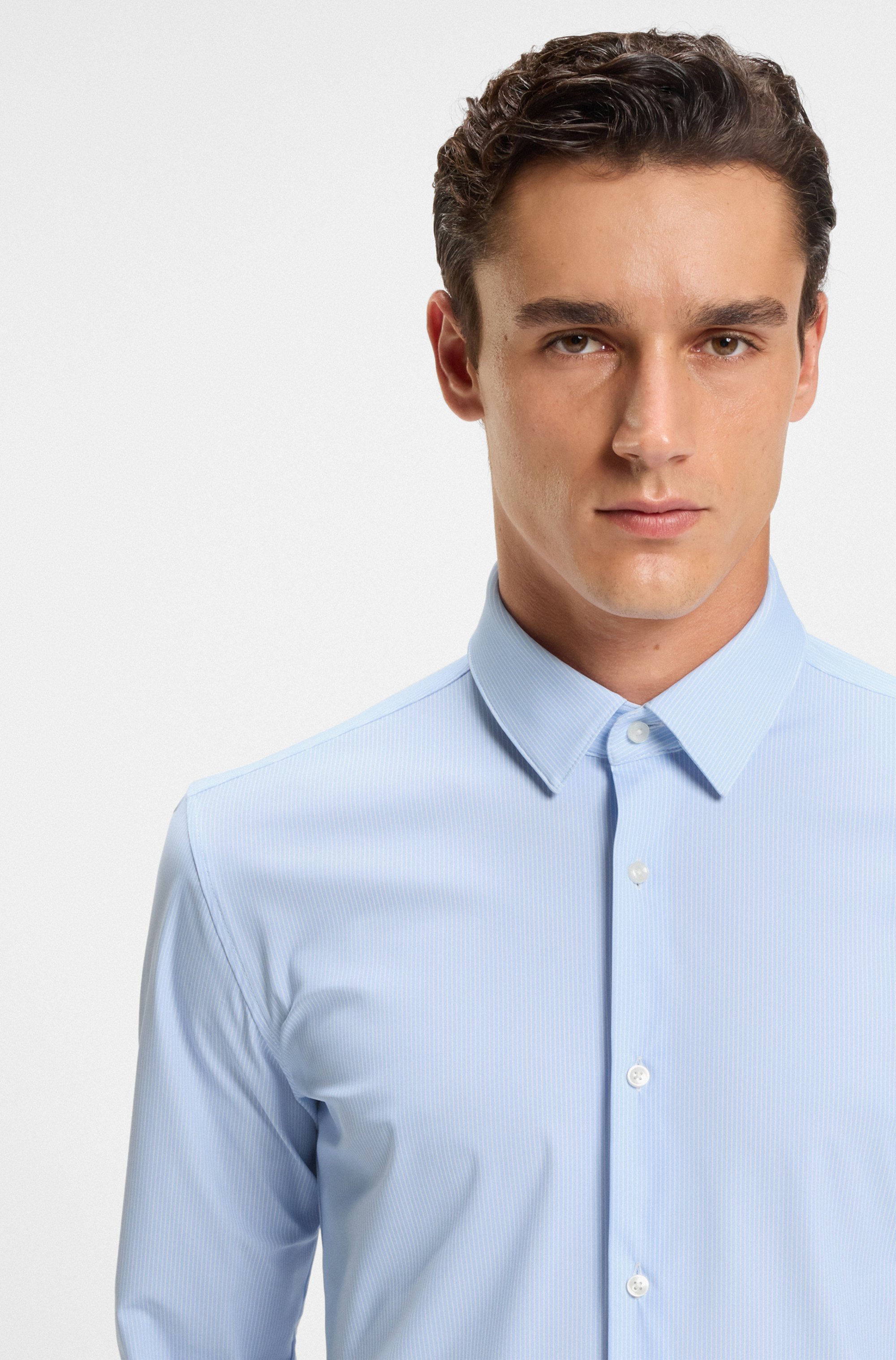 Slim-fit shirt in printed performance-stretch jersey
