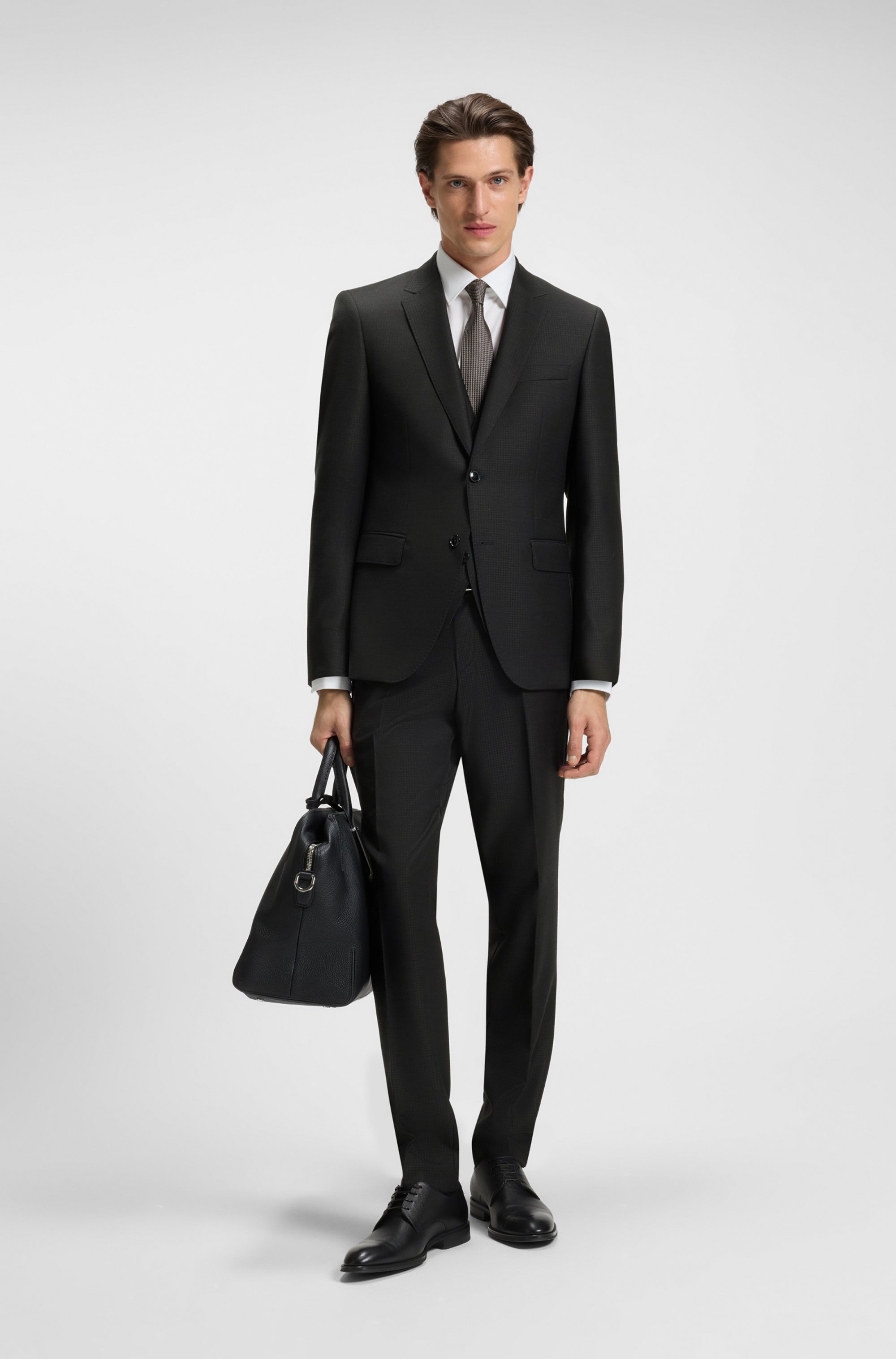 Three-piece slim-fit suit in patterned virgin wool