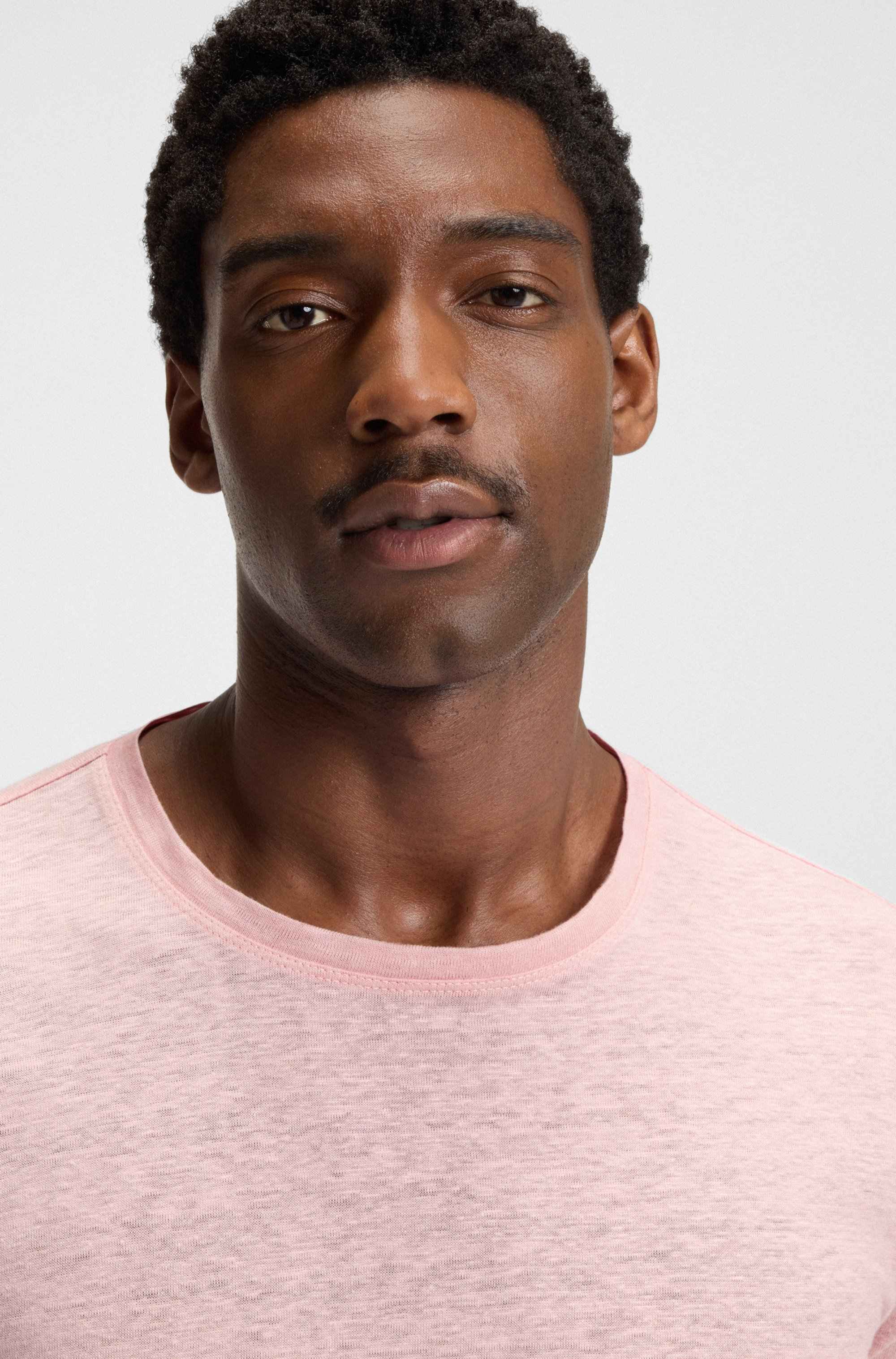 BECKHAM x BOSS T-shirt in soft linen