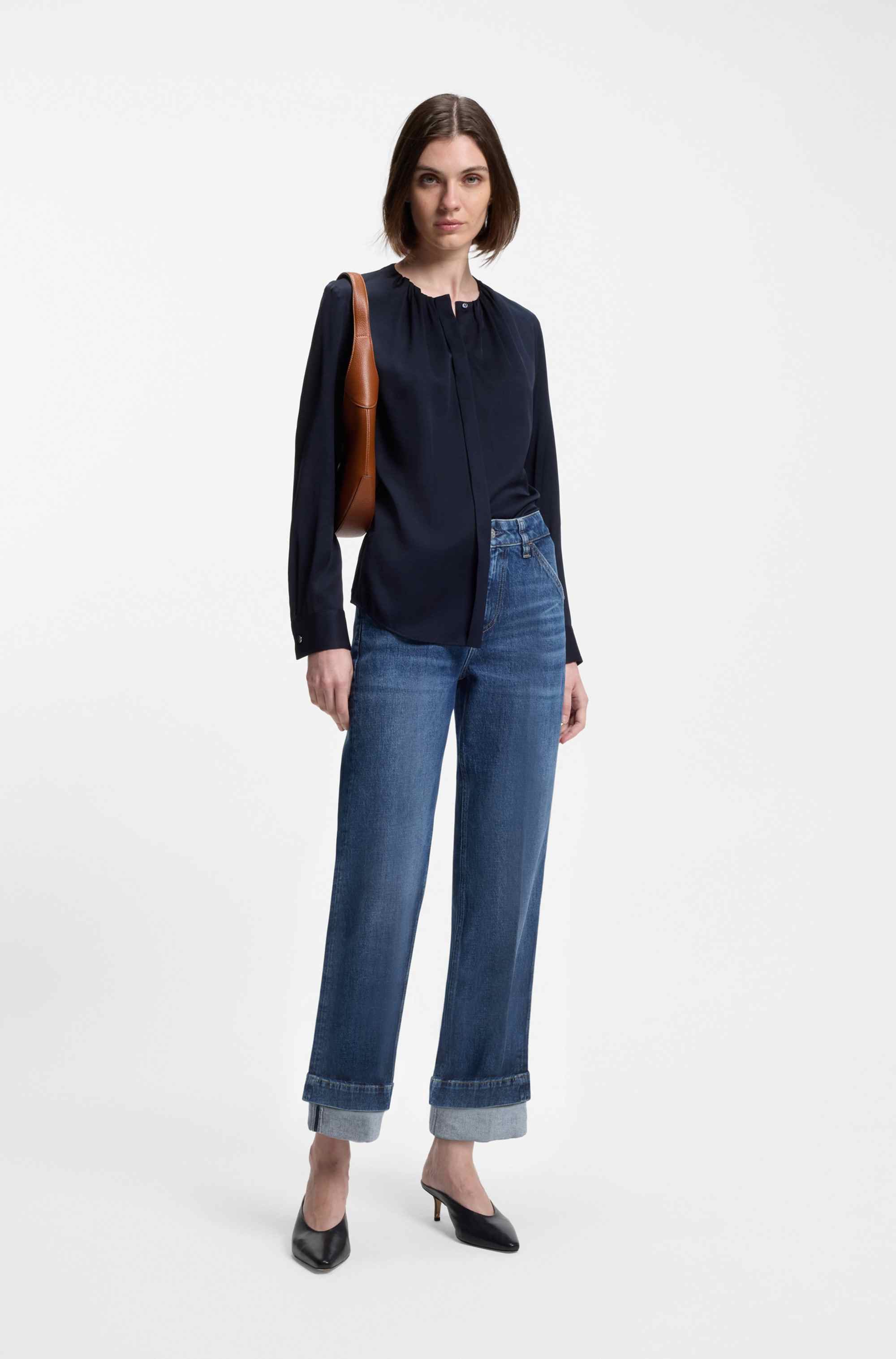 Slim-fit jeans in indigo stretch denim with turnups