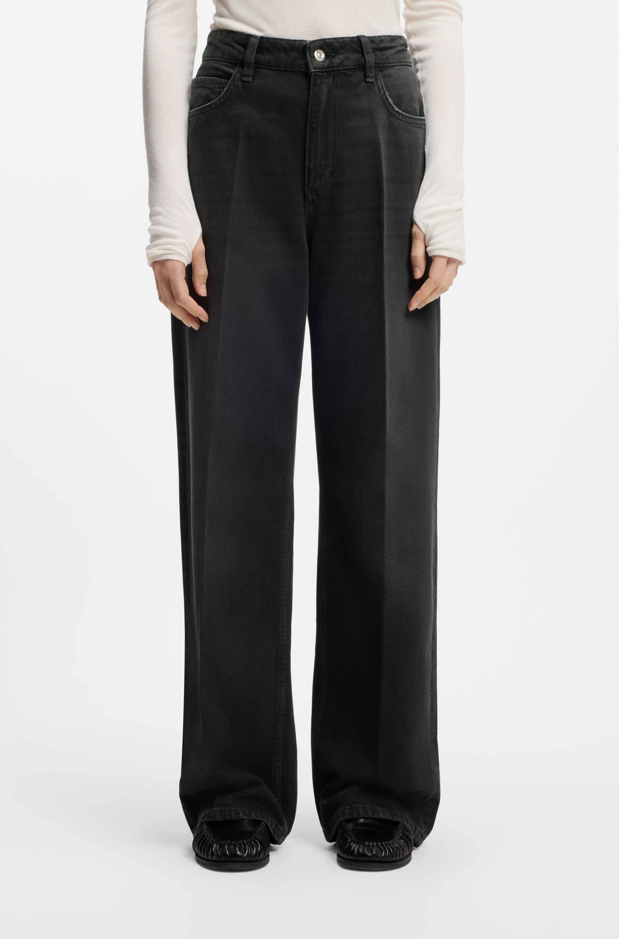 Boyfriend-fit jeans in grey rigid denim