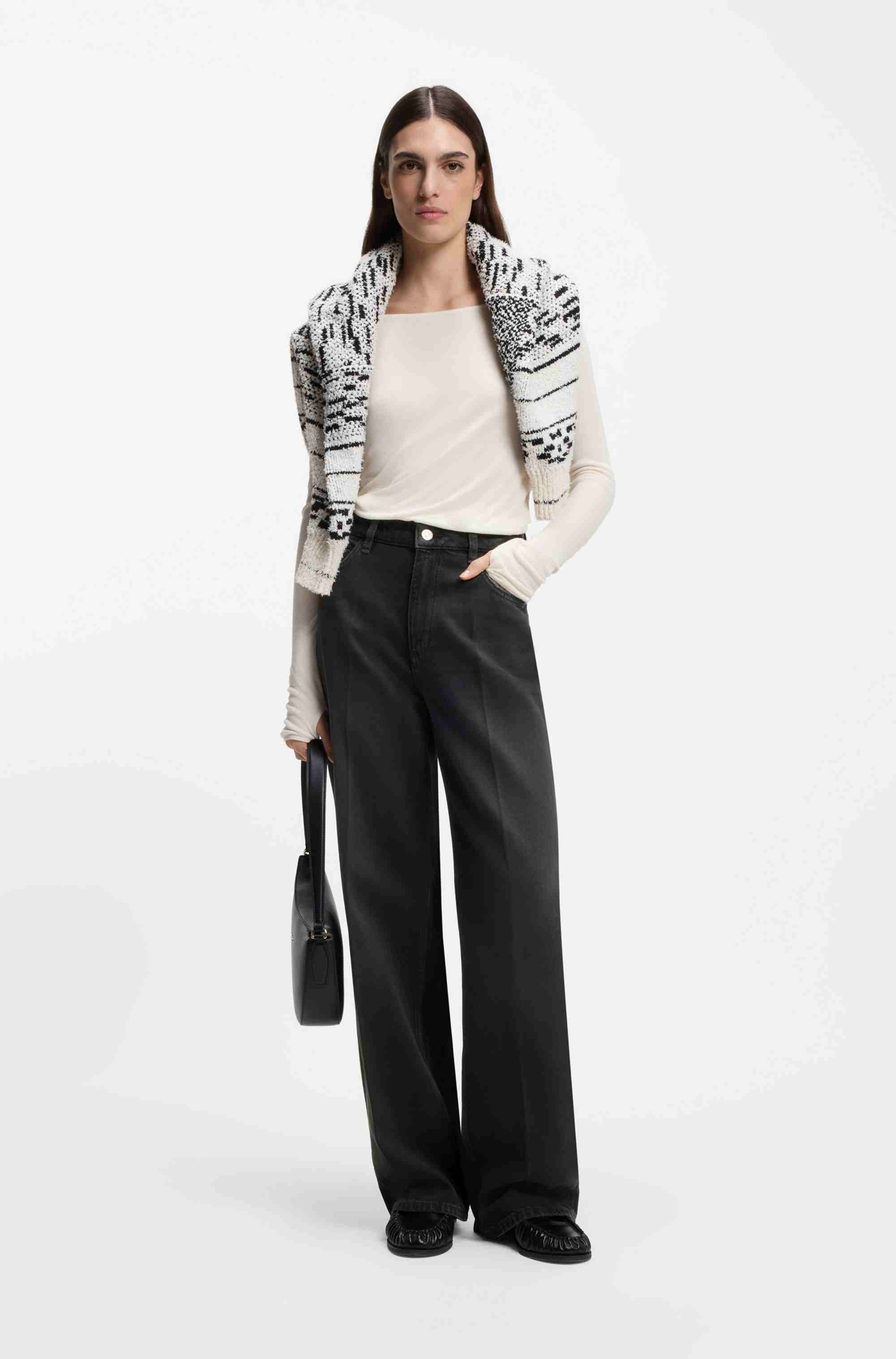 Boyfriend-fit jeans in grey rigid denim