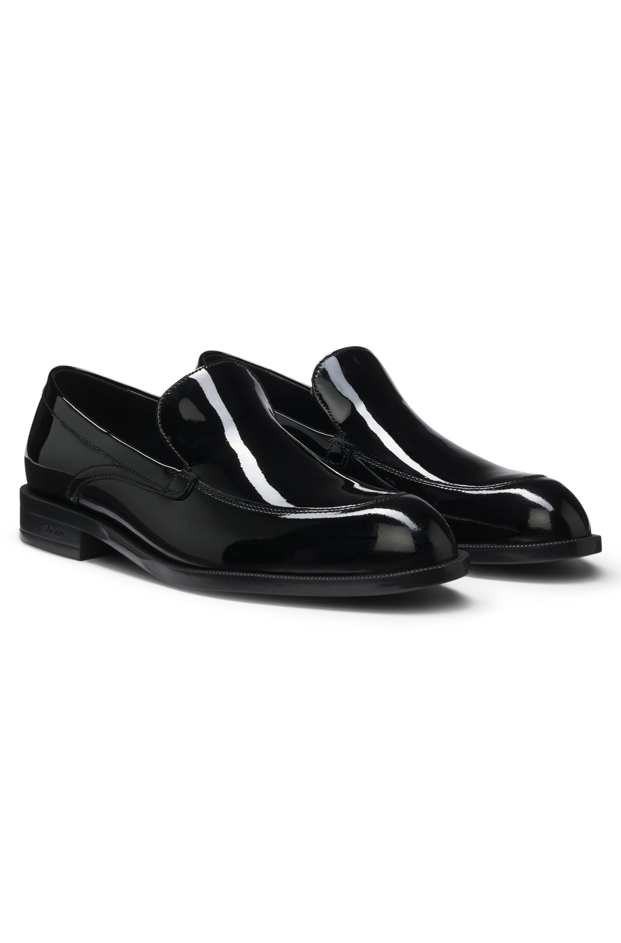 Loafers in patent leather