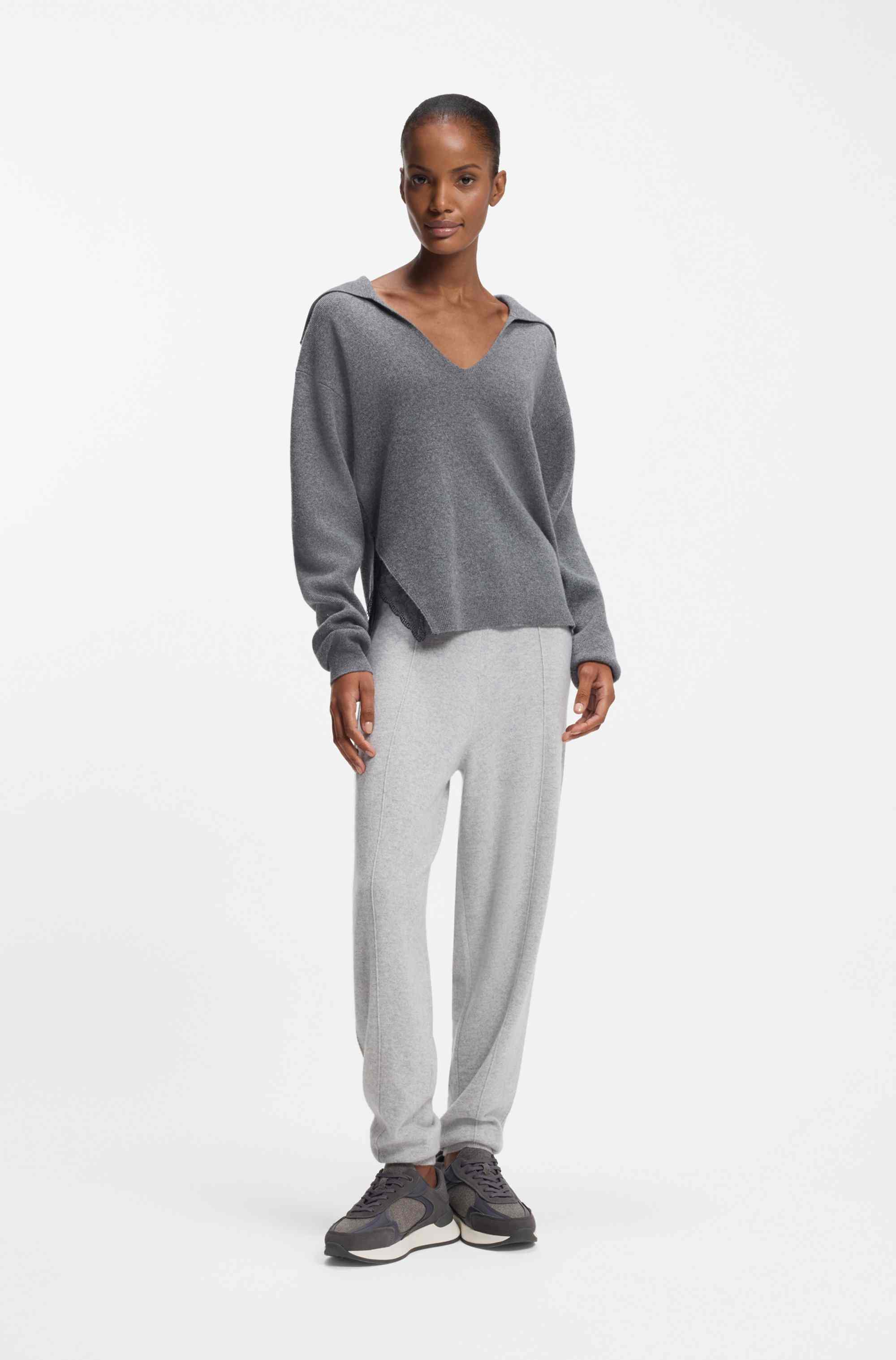 Retro-inspired trainers with wool-look trims