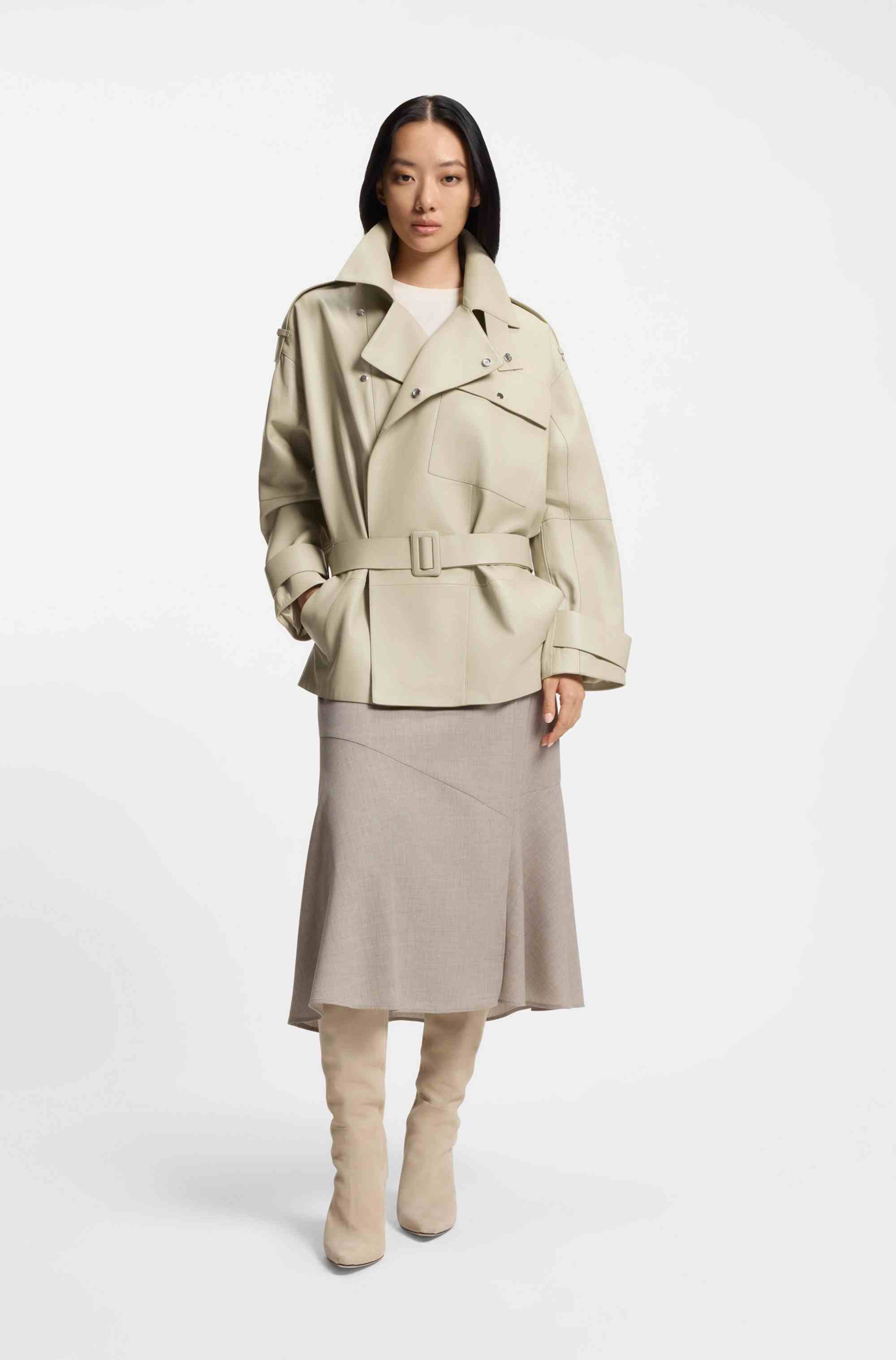 Relaxed-fit short-length trench coat in leather