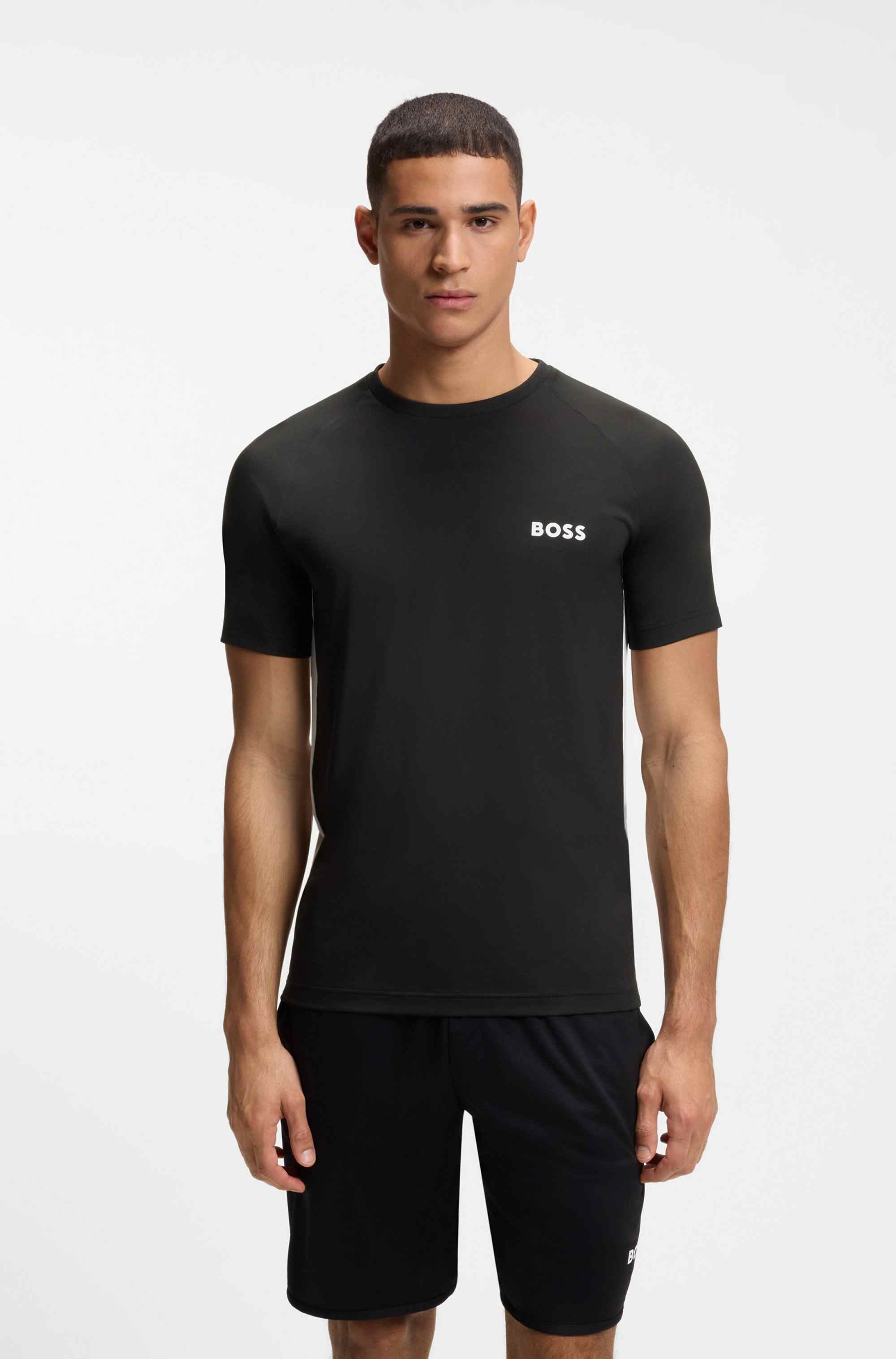 Quick-dry slim-fit T-shirt with four-way stretch