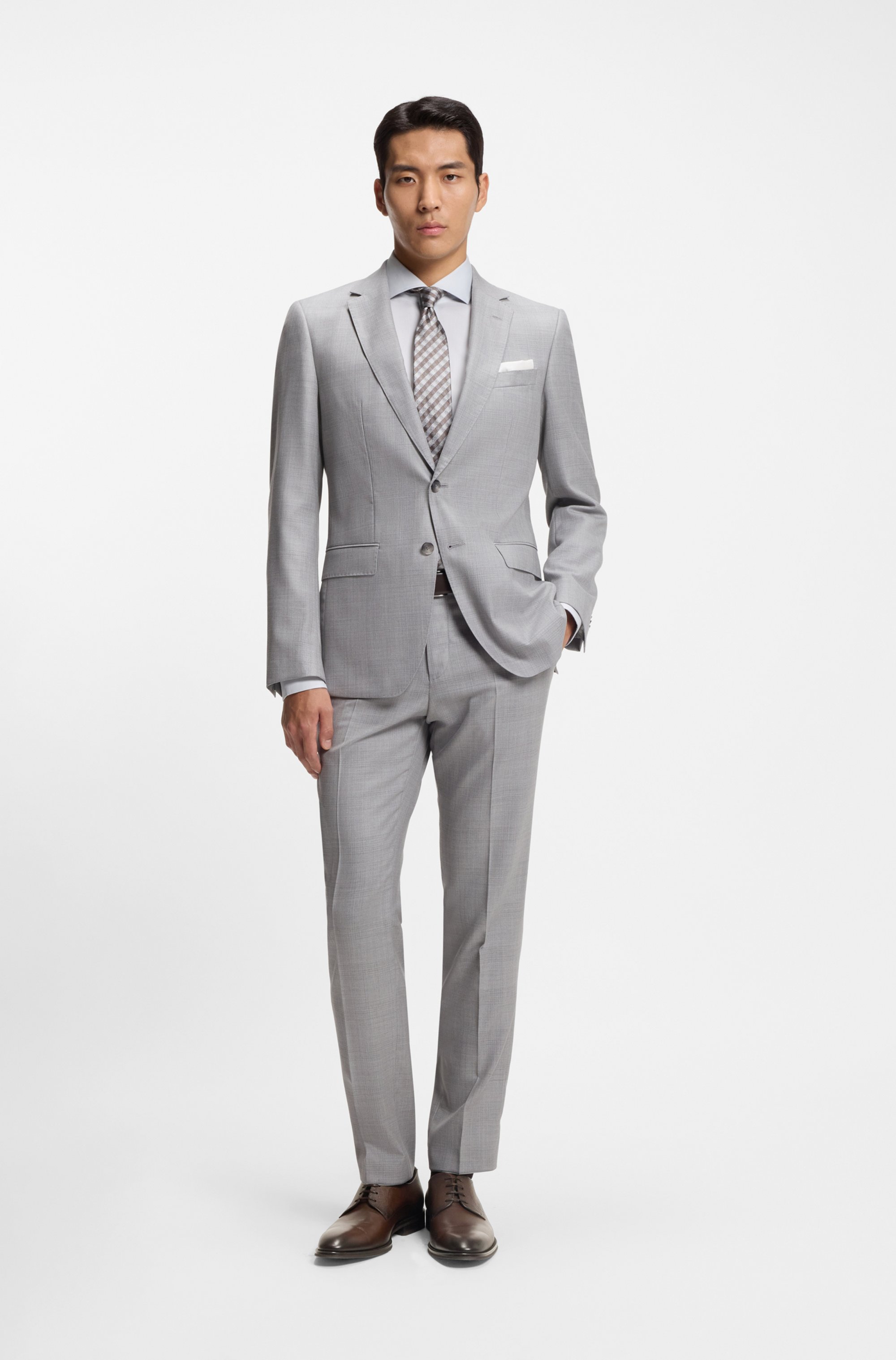 Derby shoes in smooth and textured leather