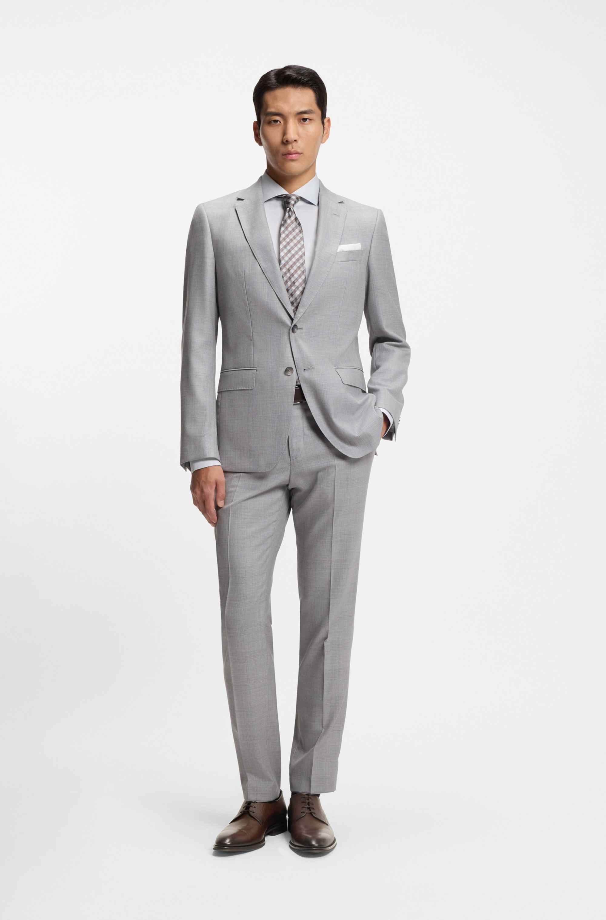 Derby shoes in smooth and textured leather