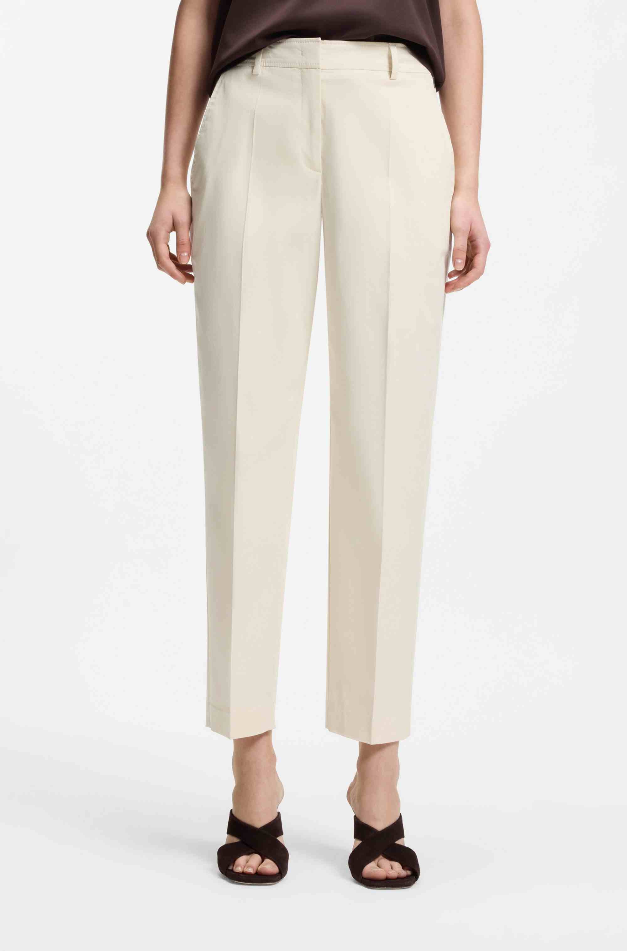 Tapered-fit cropped trousers in stretch cotton