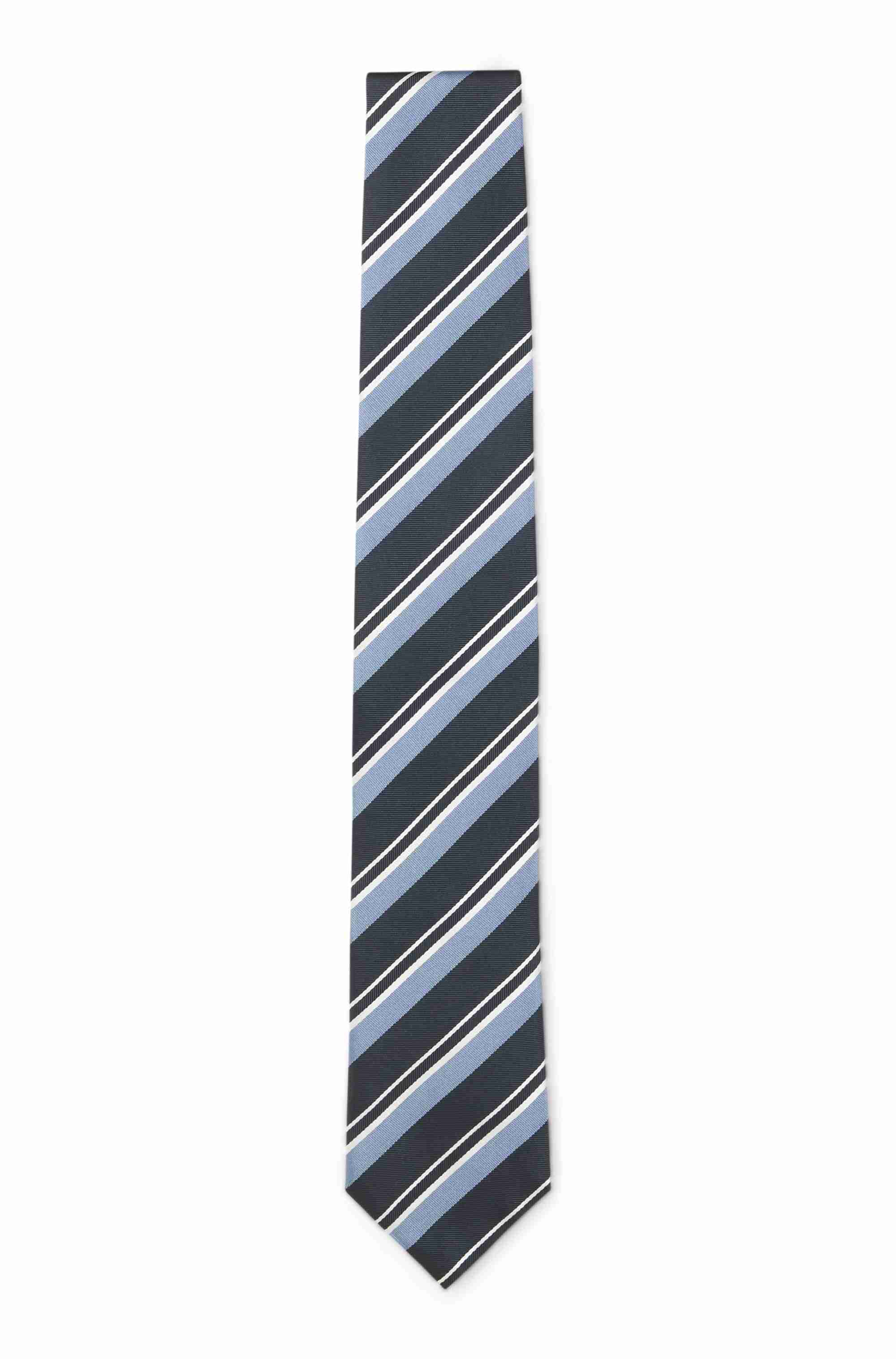 Silk tie with diagonal stripes