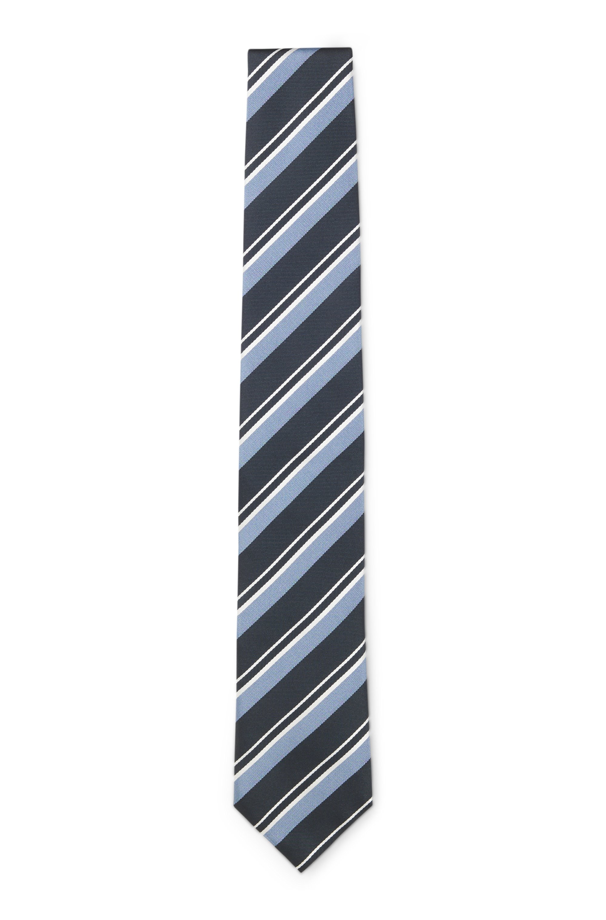 Silk tie with diagonal stripes