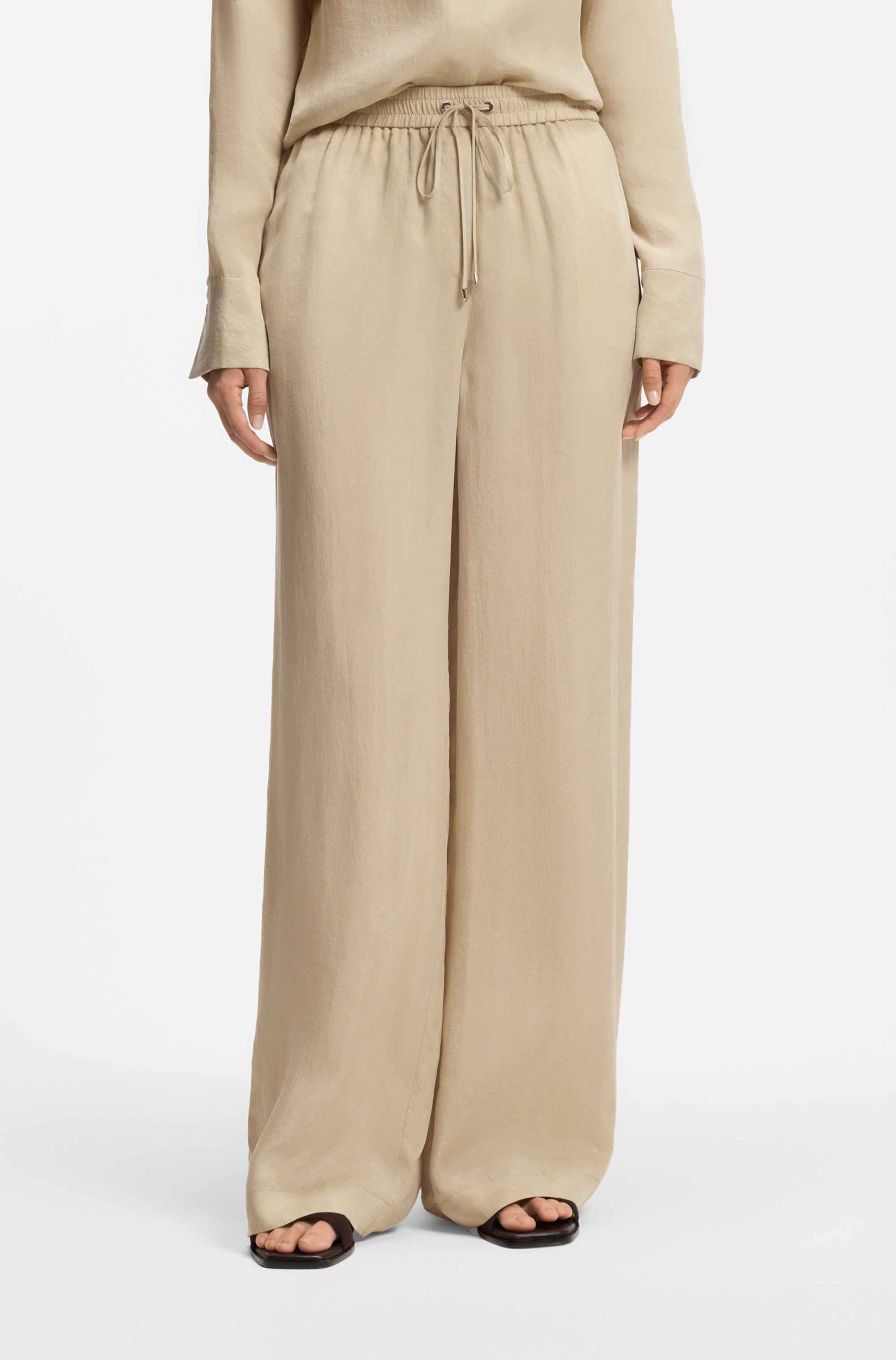 Relaxed-fit trousers with drawcord waist