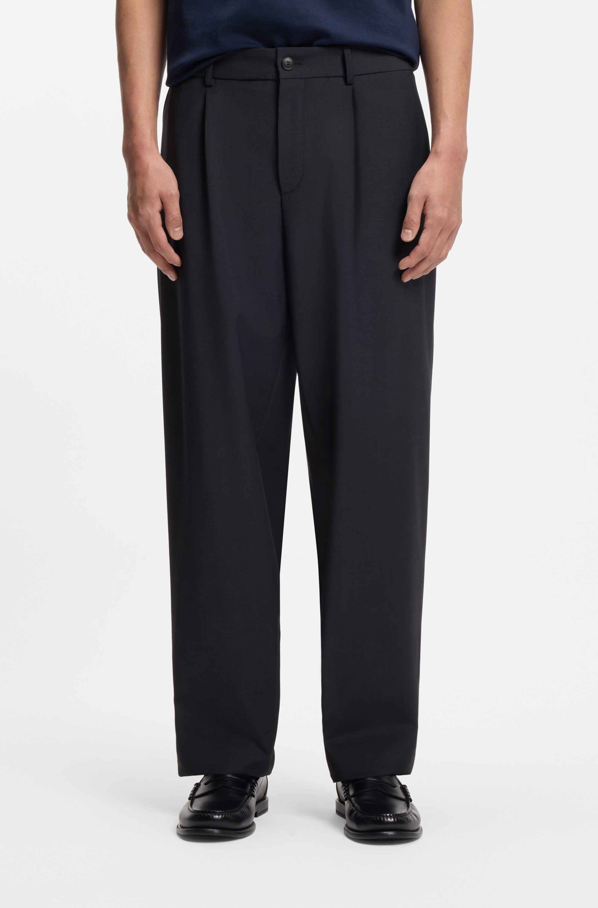 Tapered-fit trousers in washable performance-stretch fabric
