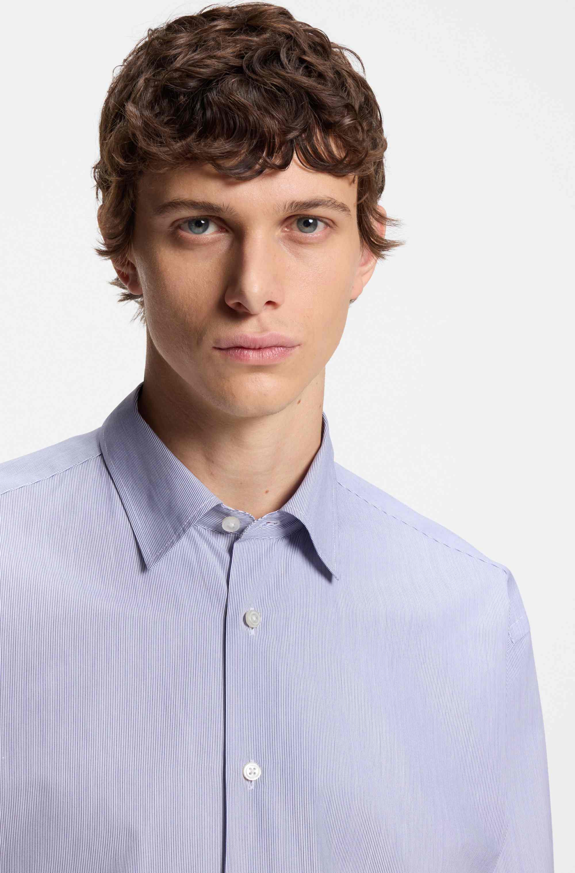 Relaxed-fit shirt in striped cotton poplin