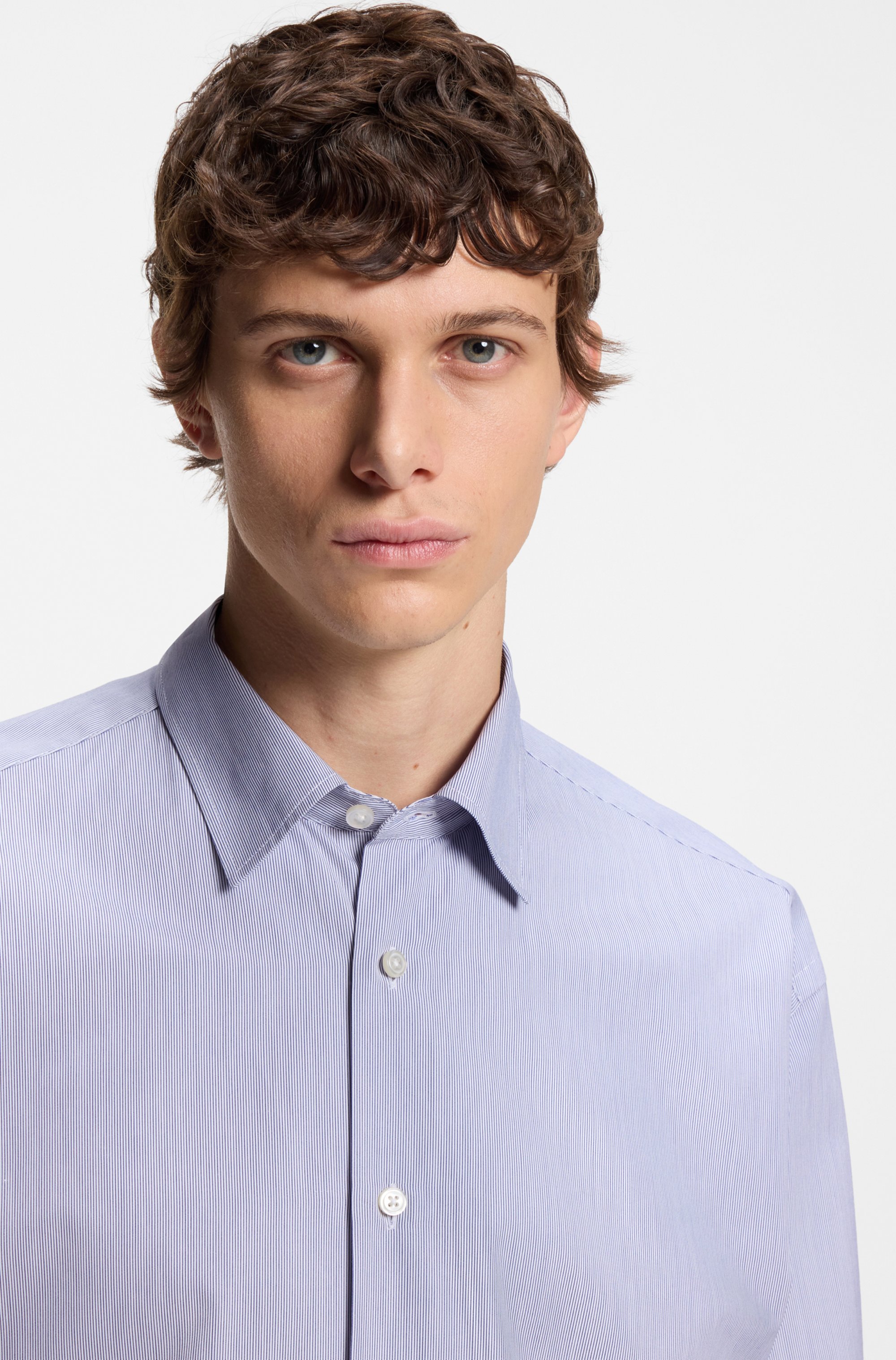 Relaxed-fit shirt in striped cotton poplin