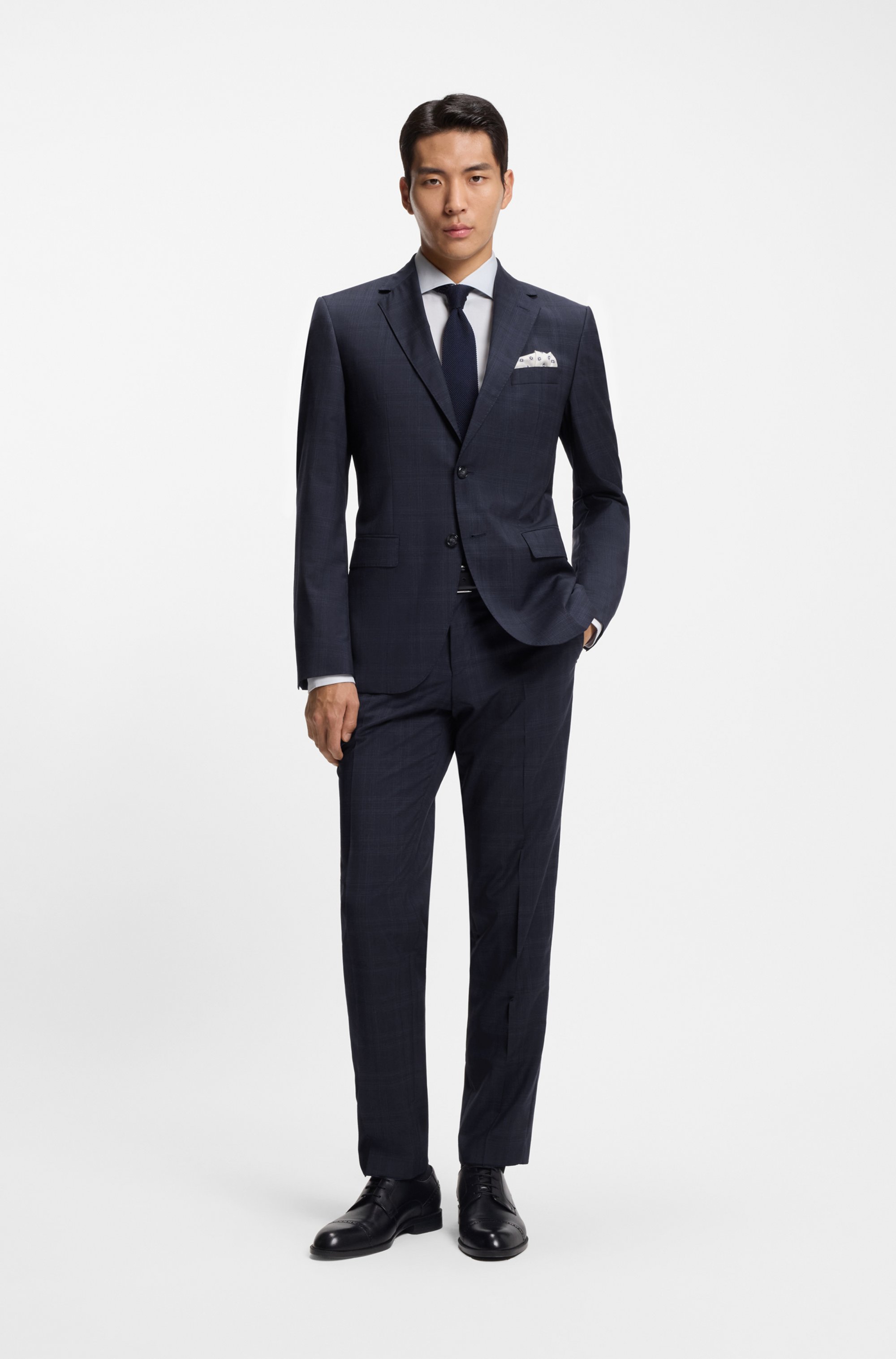 Two-piece regular-fit suit in checked virgin wool