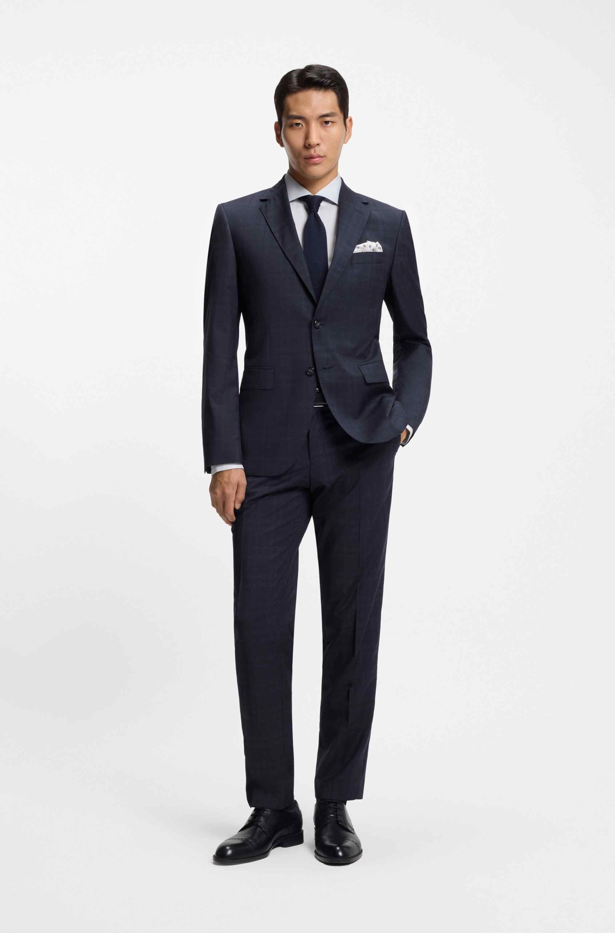 Two-piece regular-fit suit in checked virgin wool