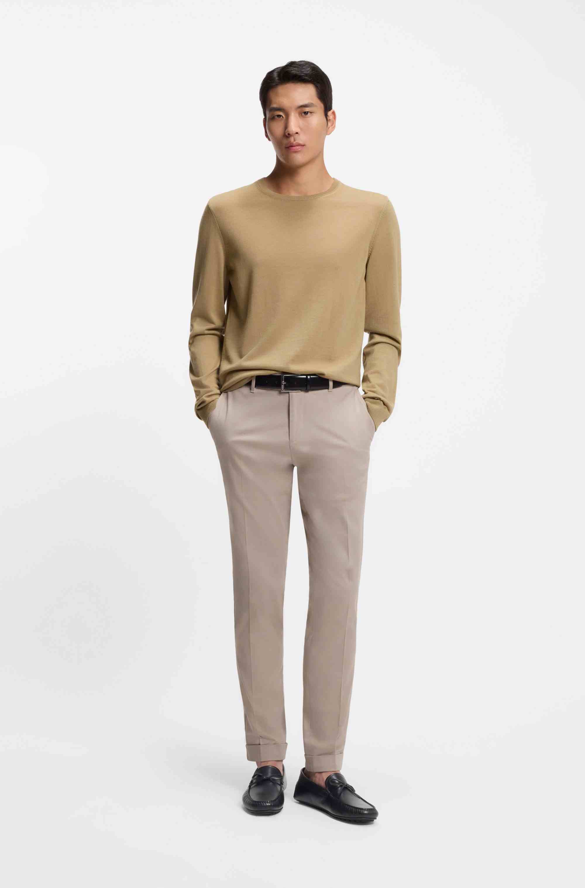 Leather driver moccasins with bow trim