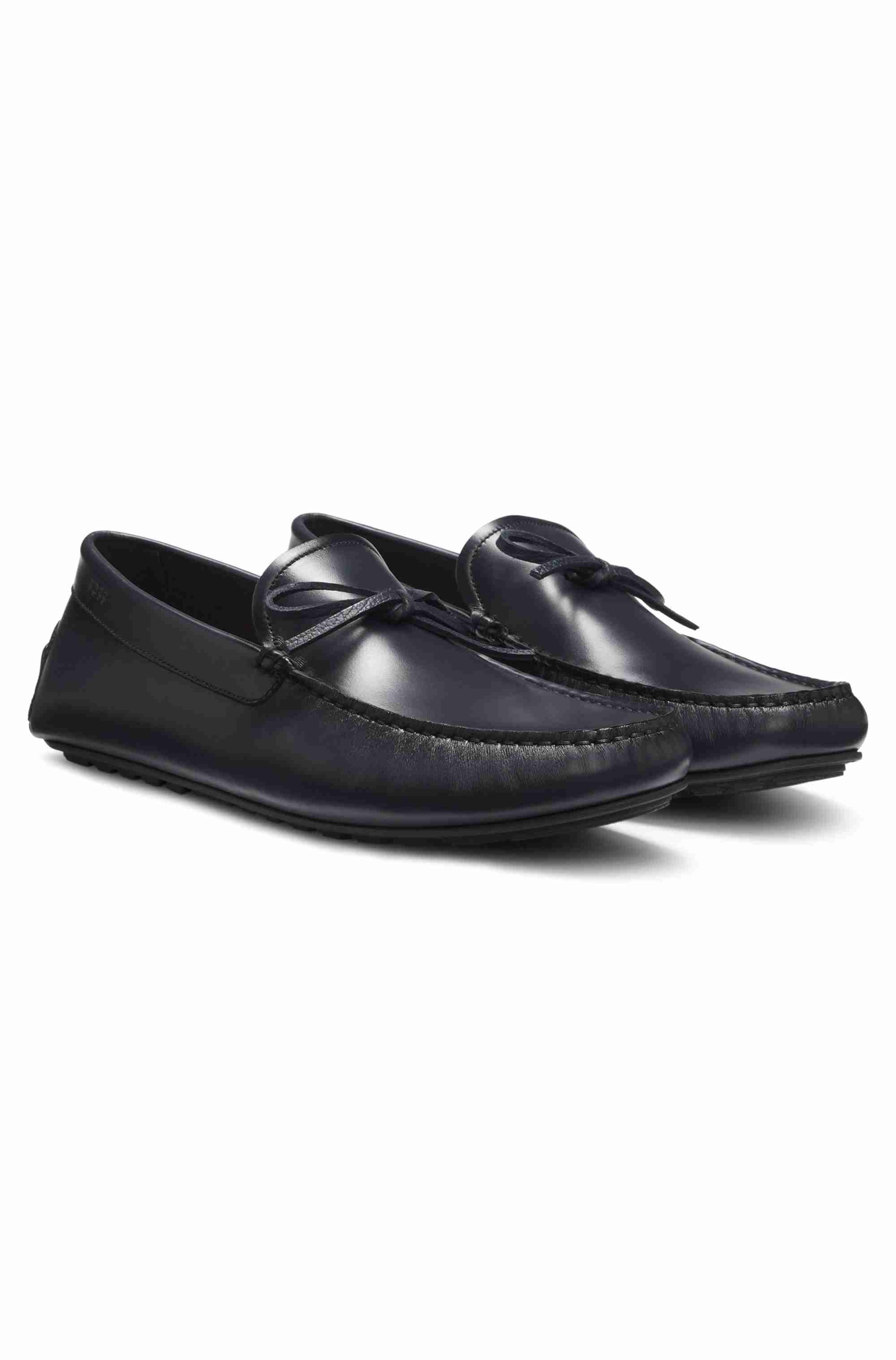Leather driver moccasins with bow trim