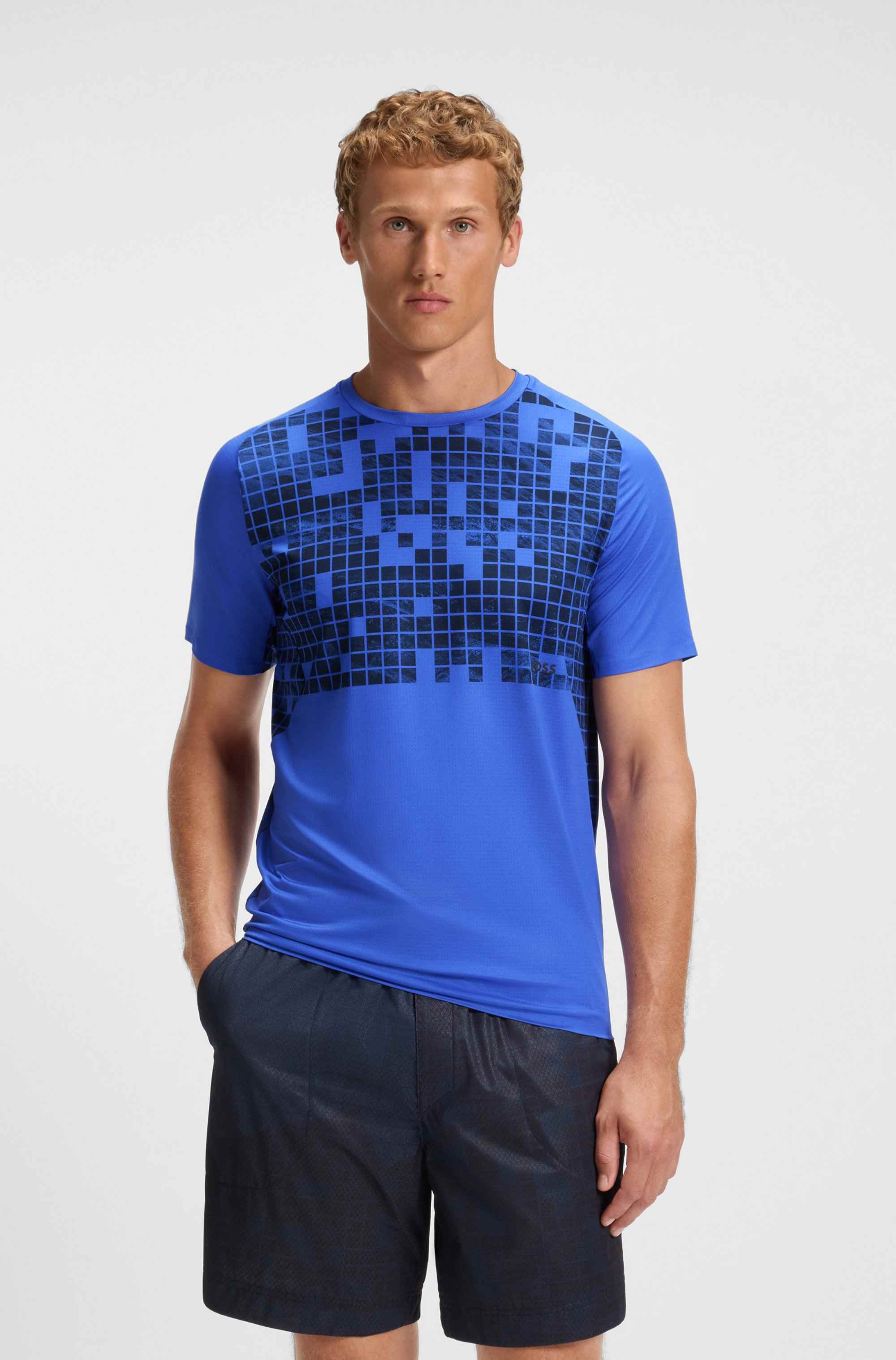Active slim-fit T-shirt in printed stretch mesh