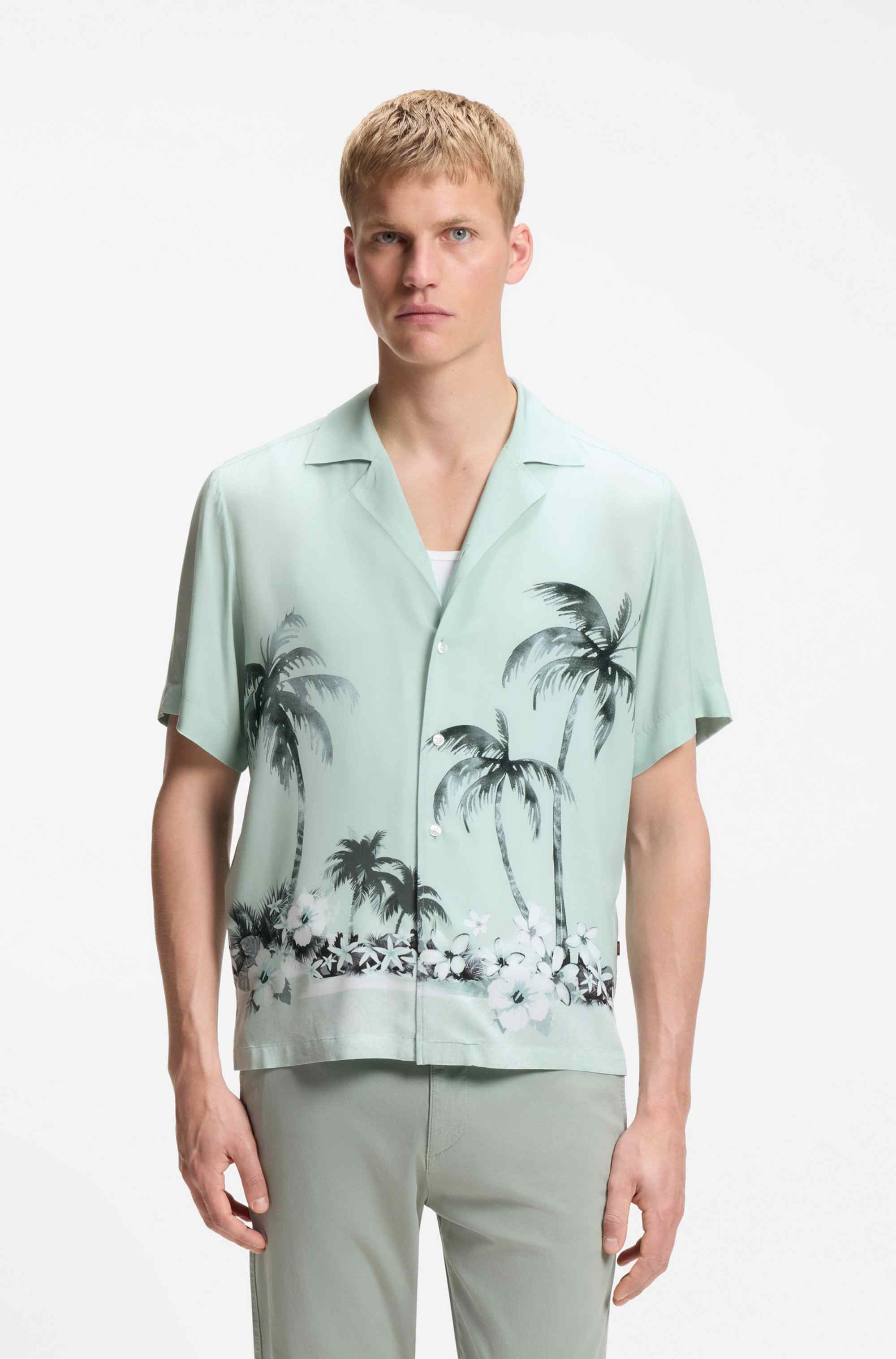 Regular-fit shirt with maxi print