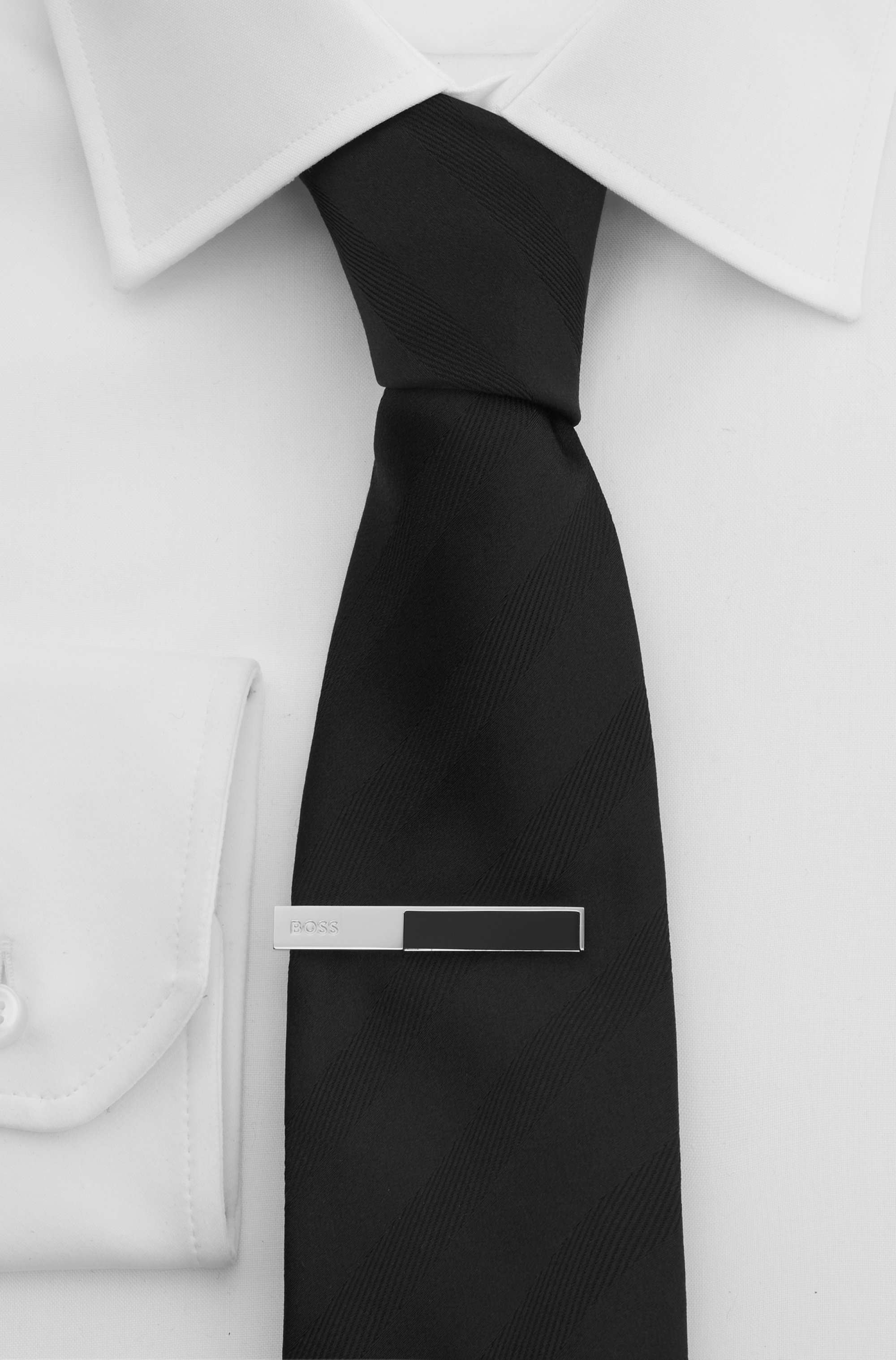 Cufflinks and tie bar set with enamel inserts