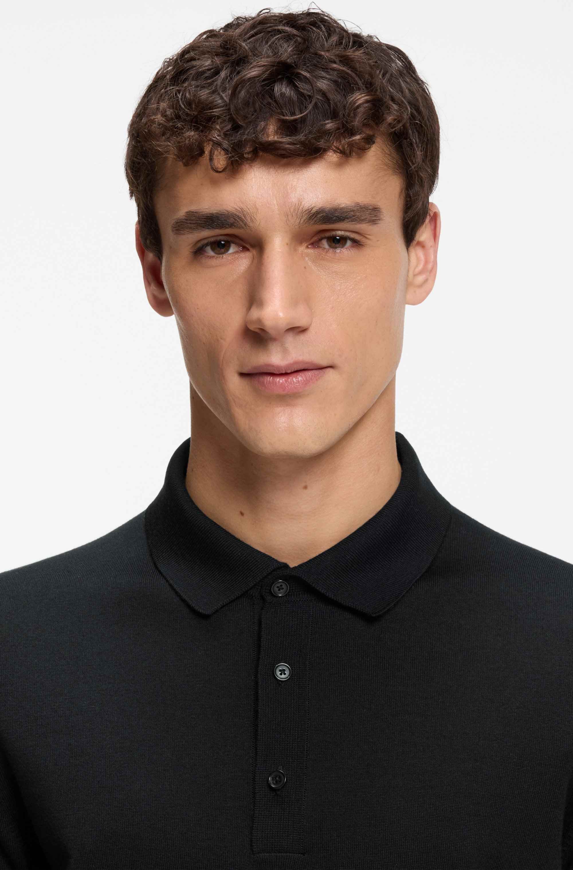 Short-sleeved sweater in virgin wool with polo collar