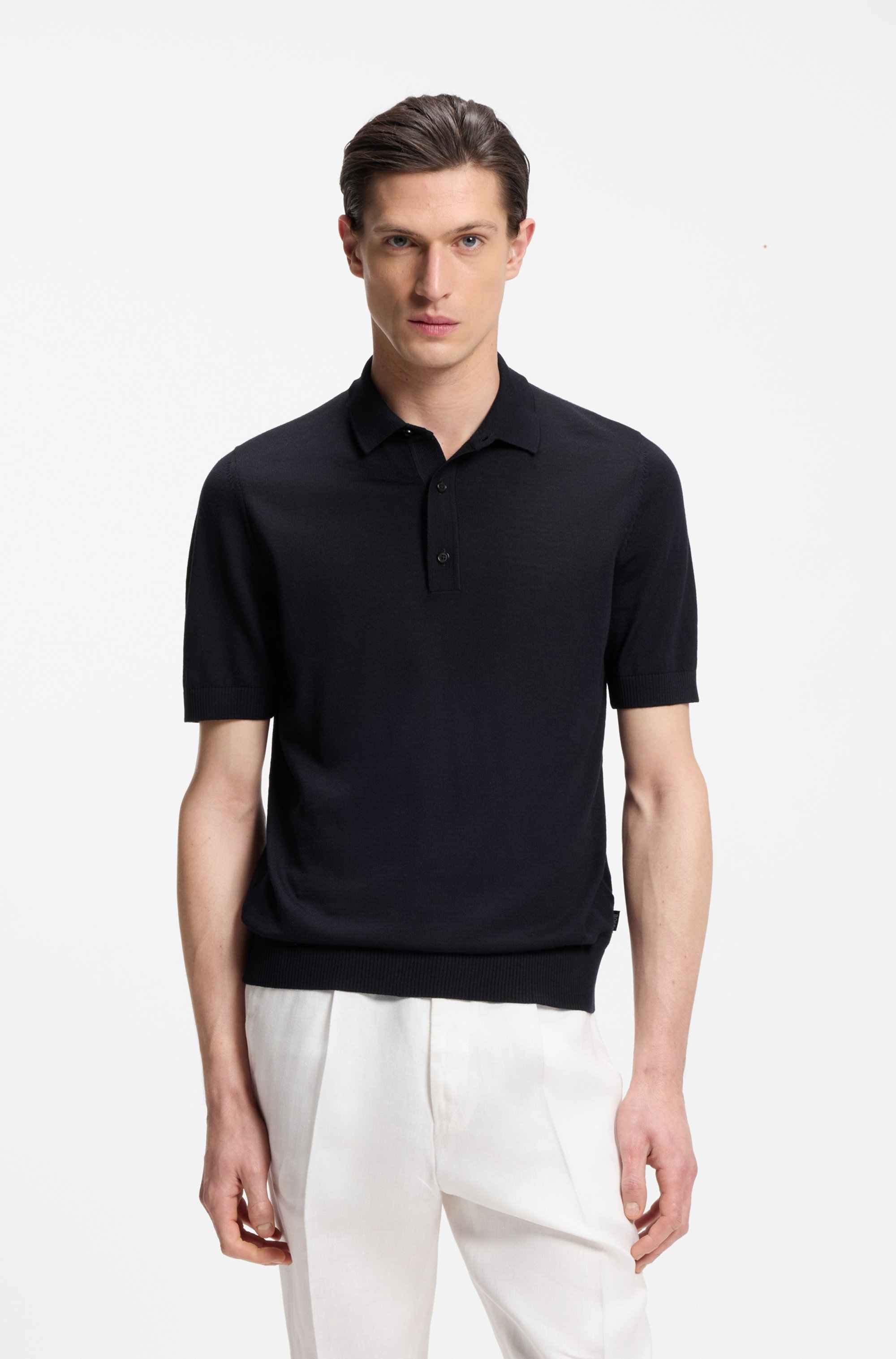 Short-sleeved sweater in virgin wool with polo collar
