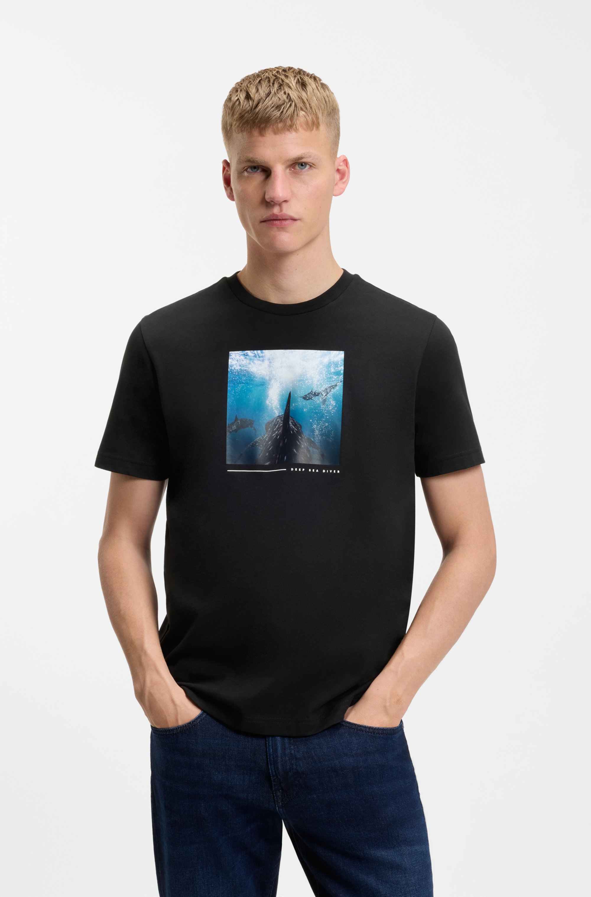 Cotton-jersey T-shirt with printed artwork