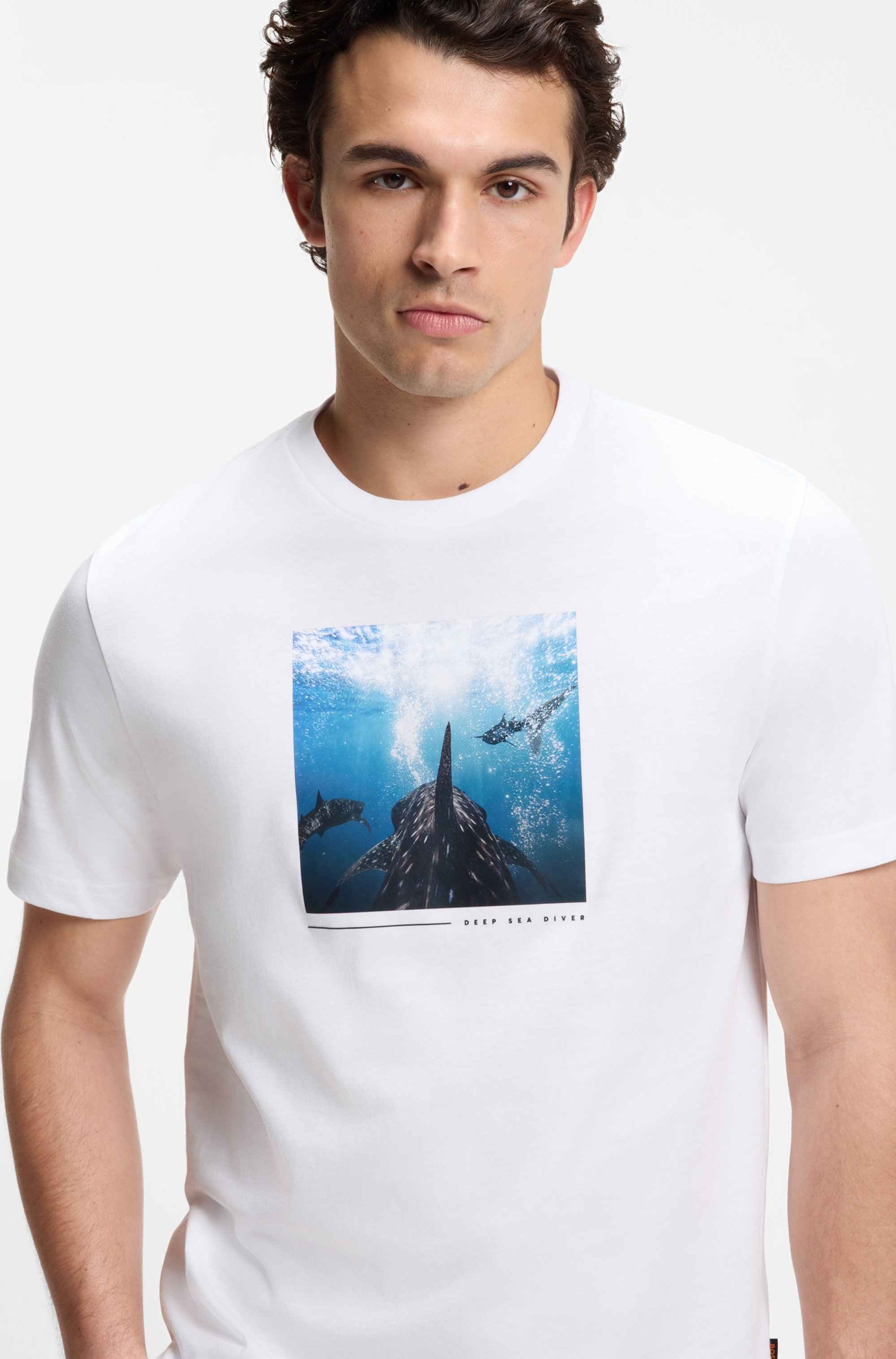 Cotton-jersey T-shirt with printed artwork