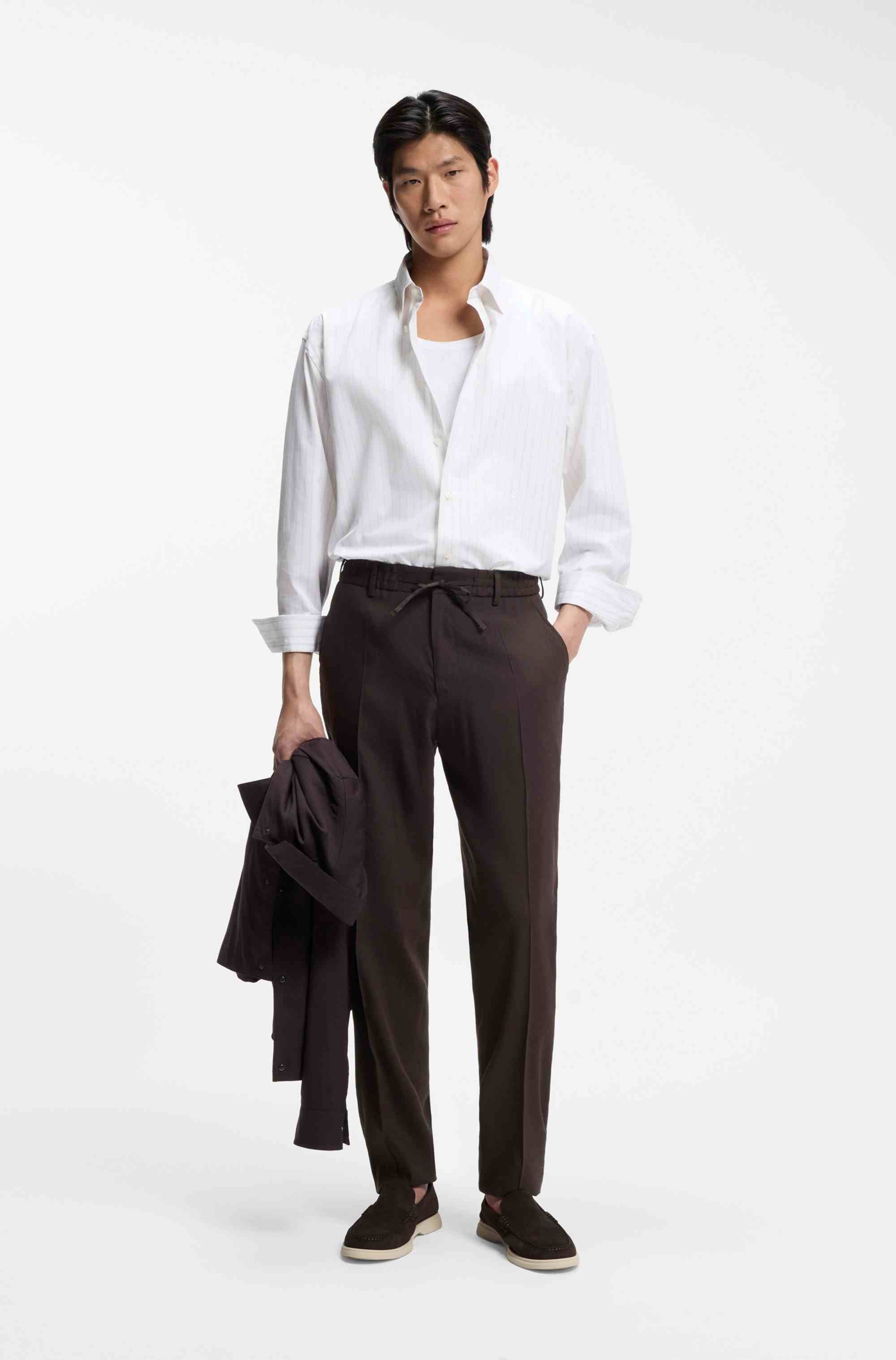 Tapered-fit trousers in washable tech linen